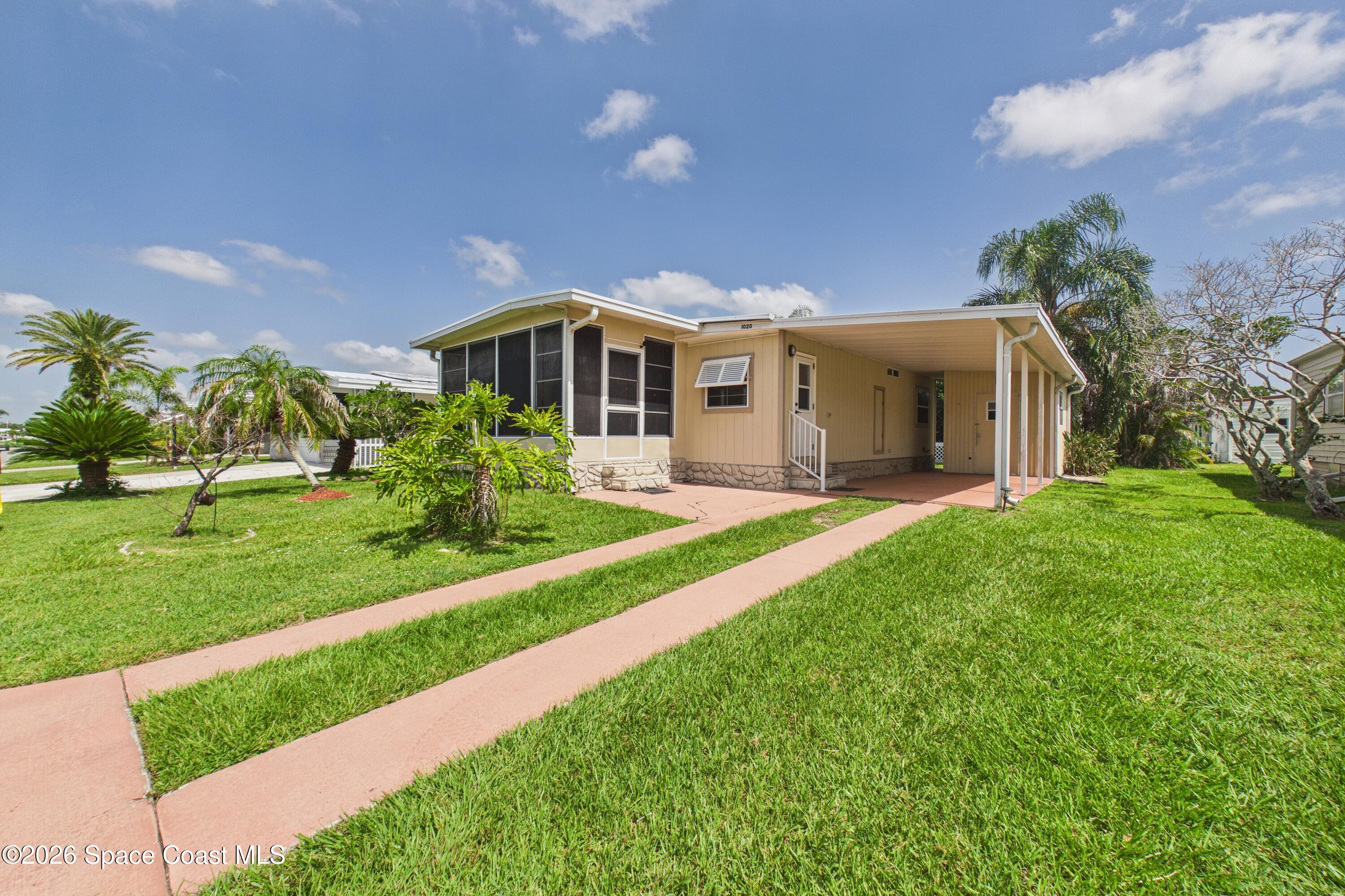 1020 Royal Palm Drive Property Photo 6