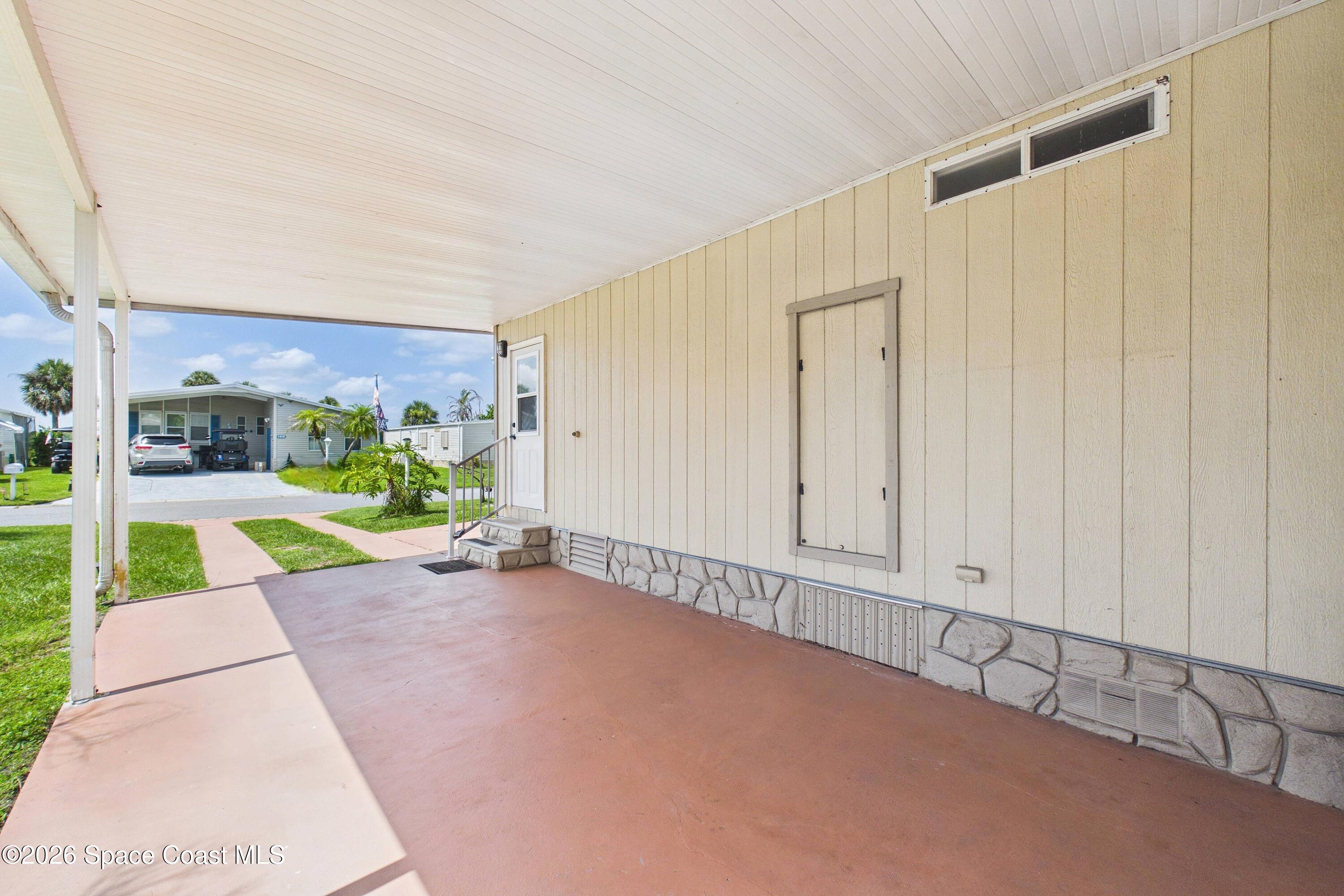 1020 Royal Palm Drive Property Photo 11