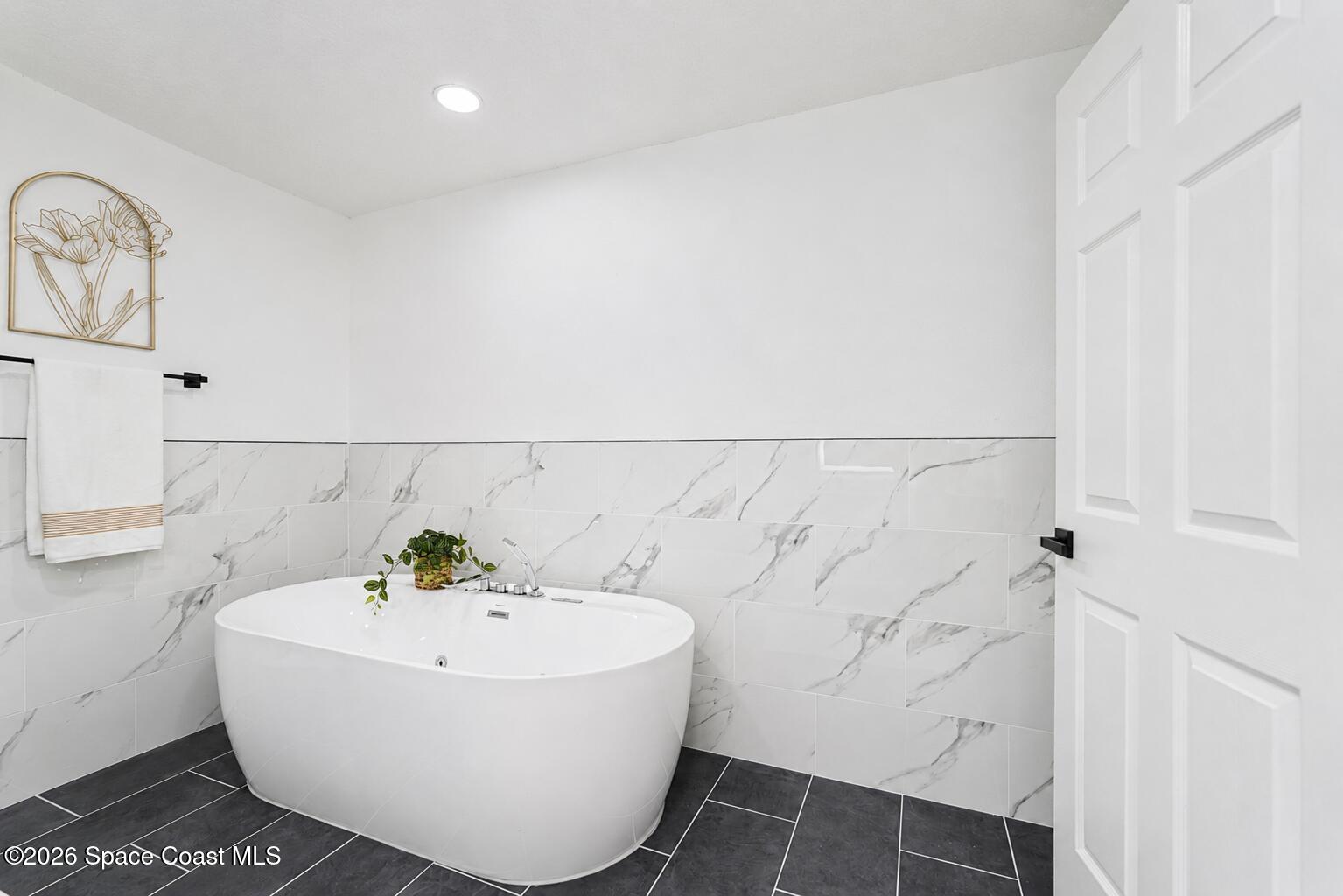 1137 Hill Avenue Nw Property Photo 23