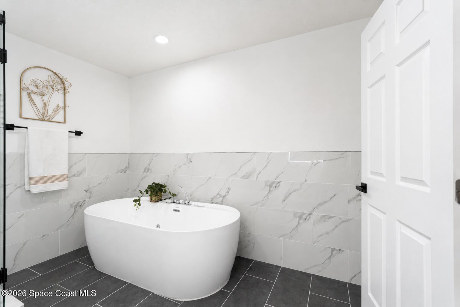1137 Hill Avenue Nw Property Photo 24