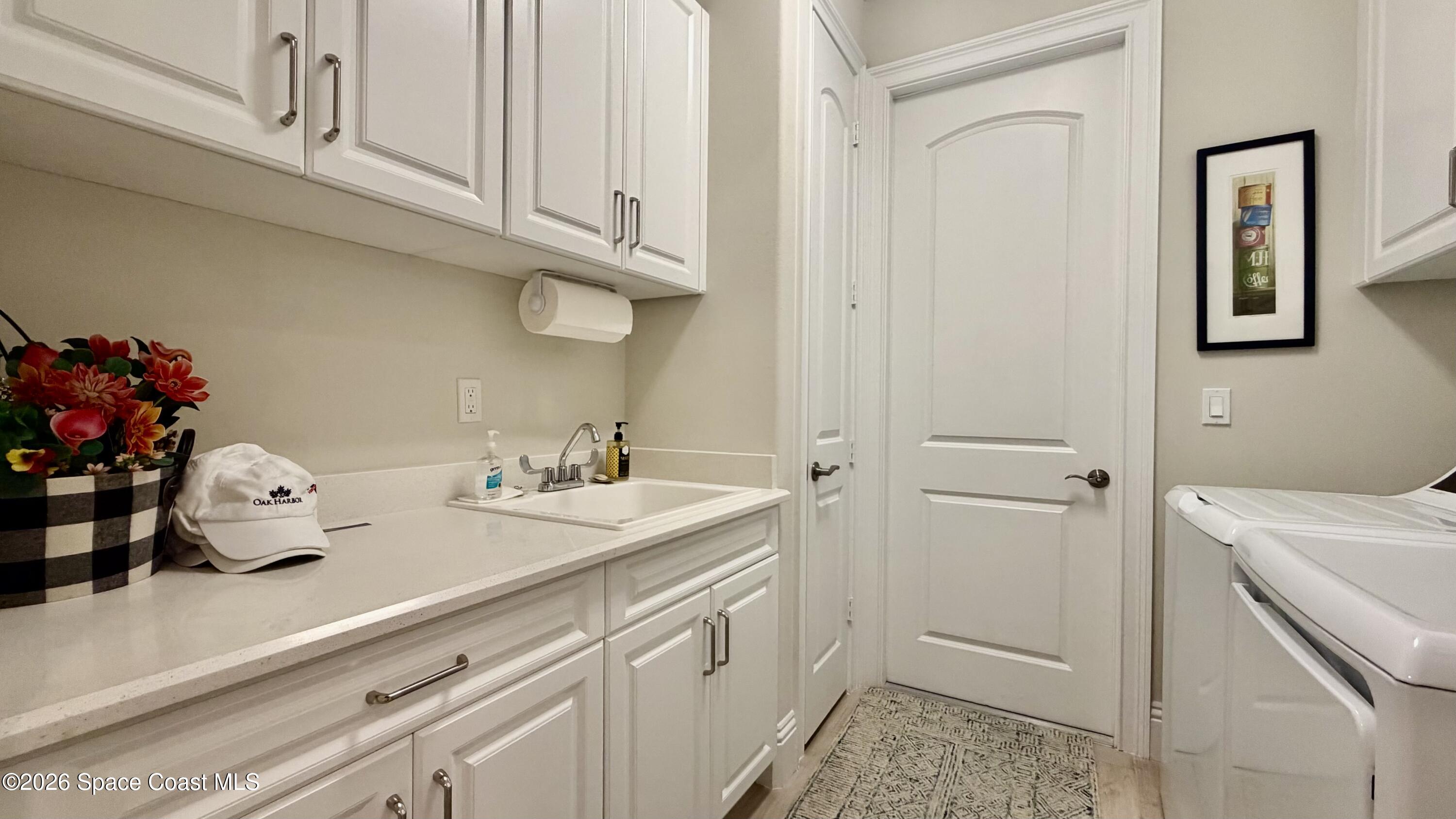 1330 Saint Catherines Circle Property Photo 27