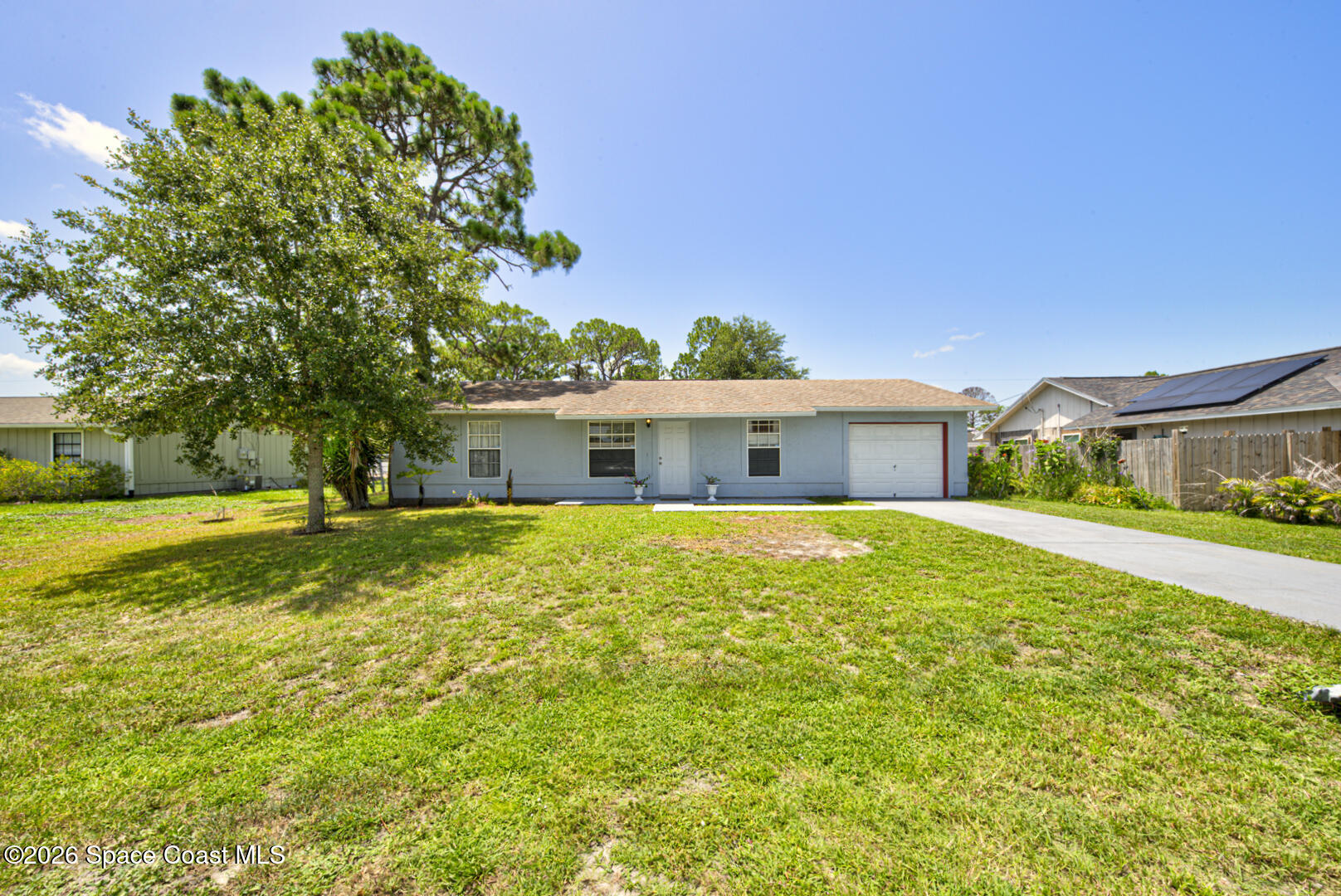 206 San Luis Street Sw Property Photo 2