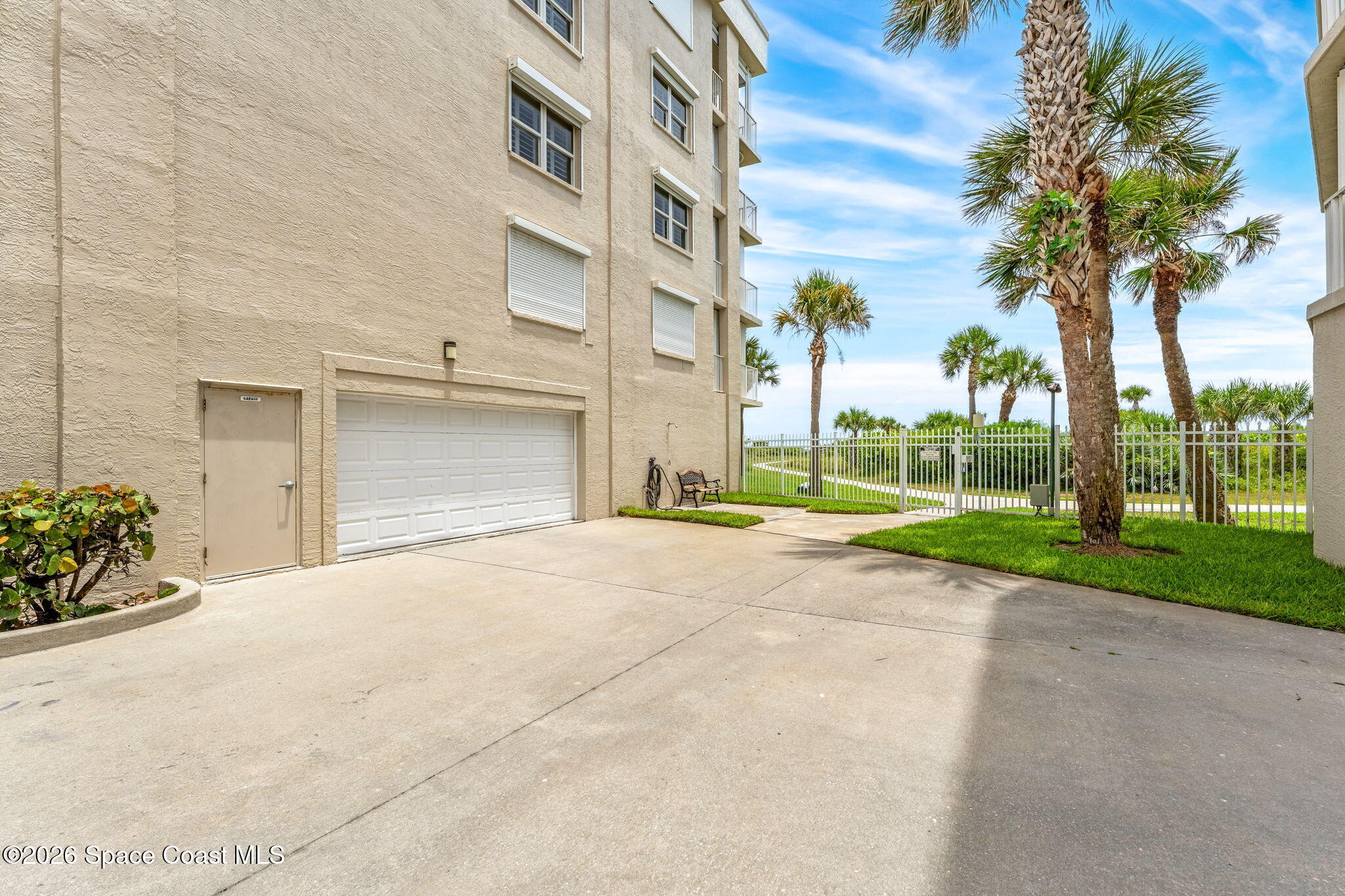 601 Shorewood Drive G303 Property Photo 49