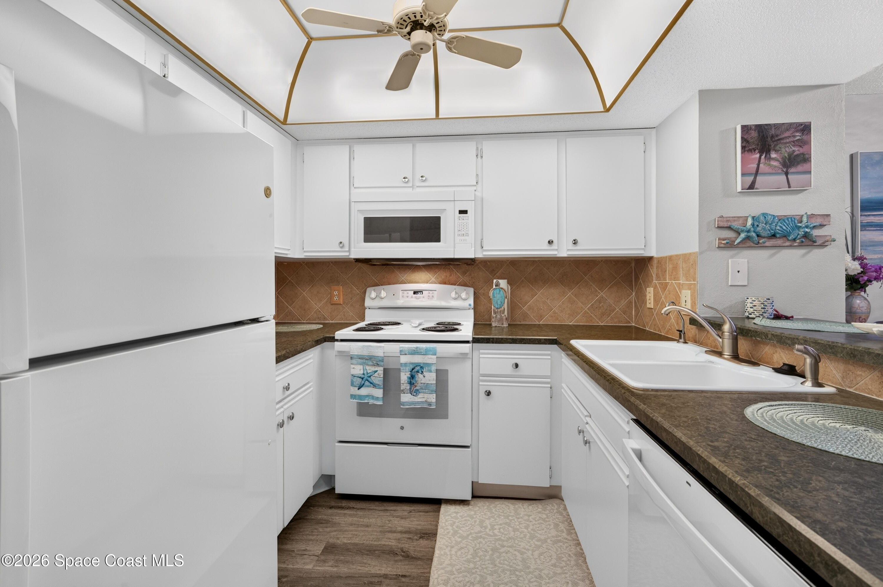 997 Sonesta Avenue Ne 202 Property Photo 16