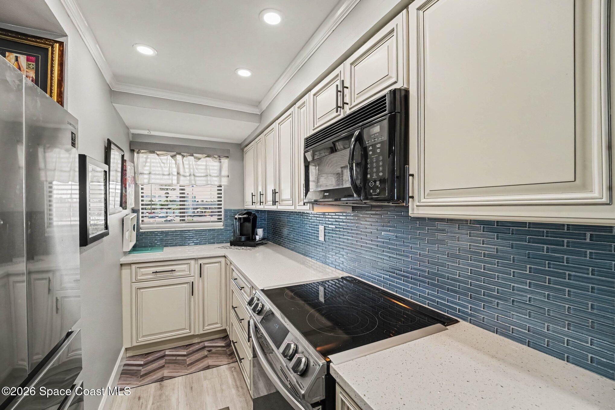 2465 S Washington Avenue A202 Property Photo 8