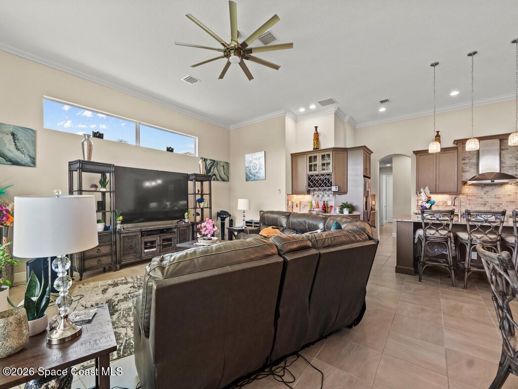 4405 65th Drive Property Photo 10