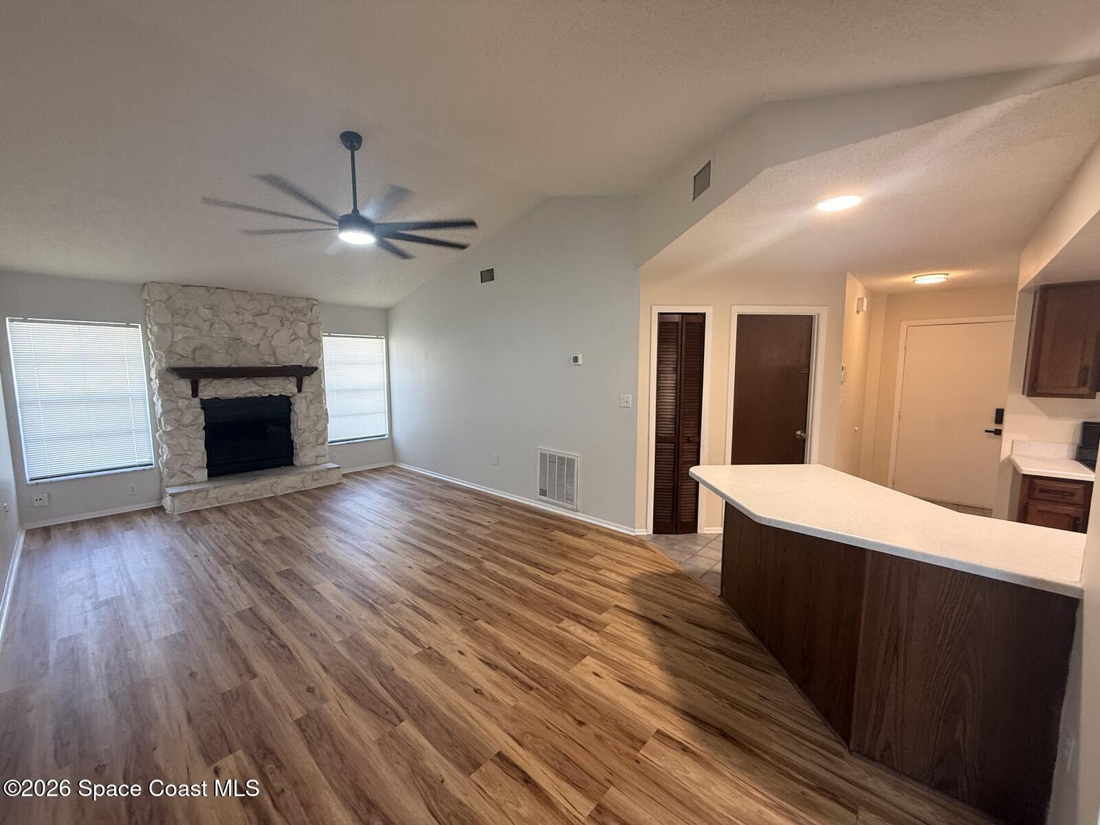 210 Salmon Drive Ne Property Photo 5