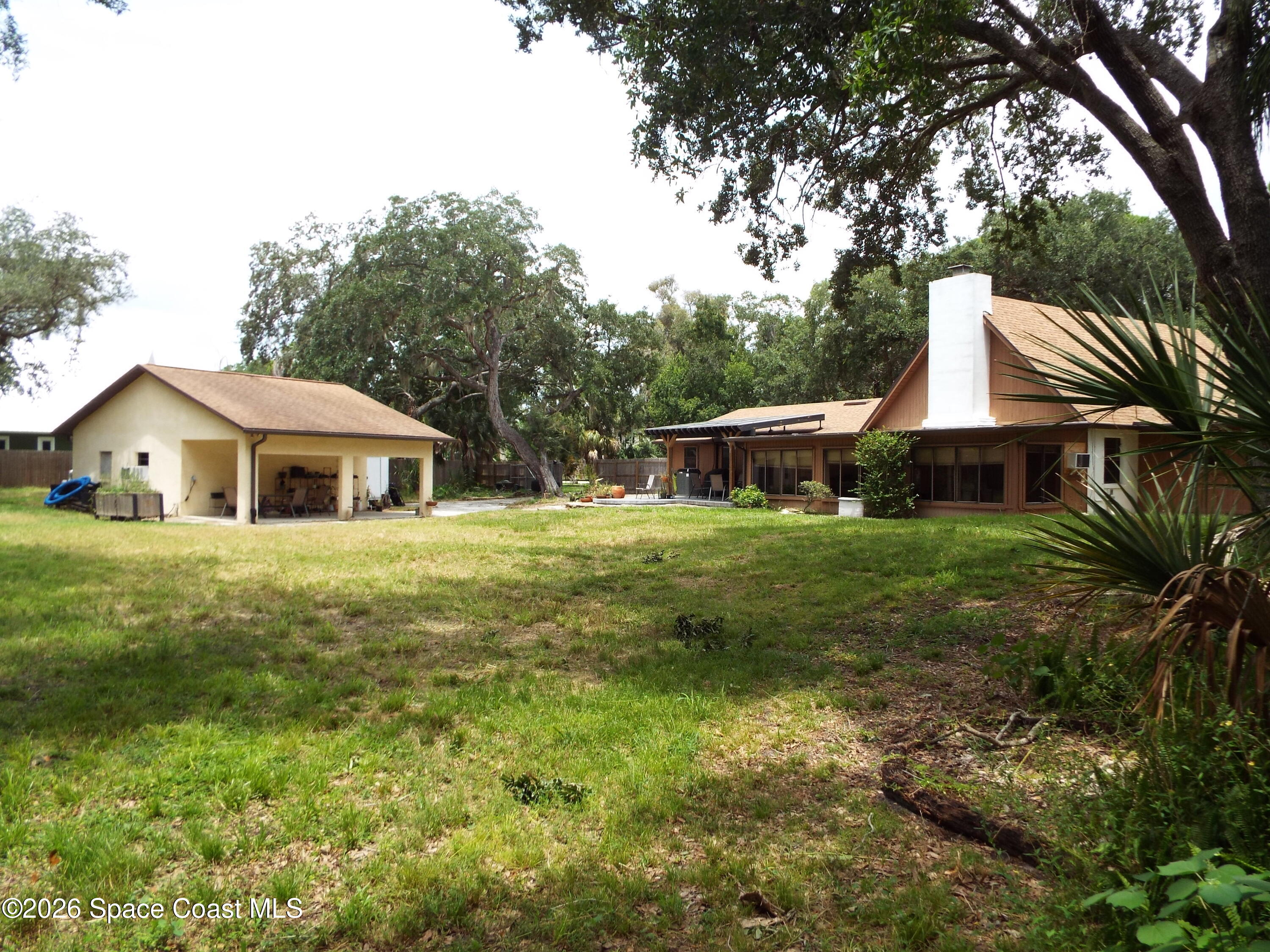 685 Carambola Drive Property Photo 3