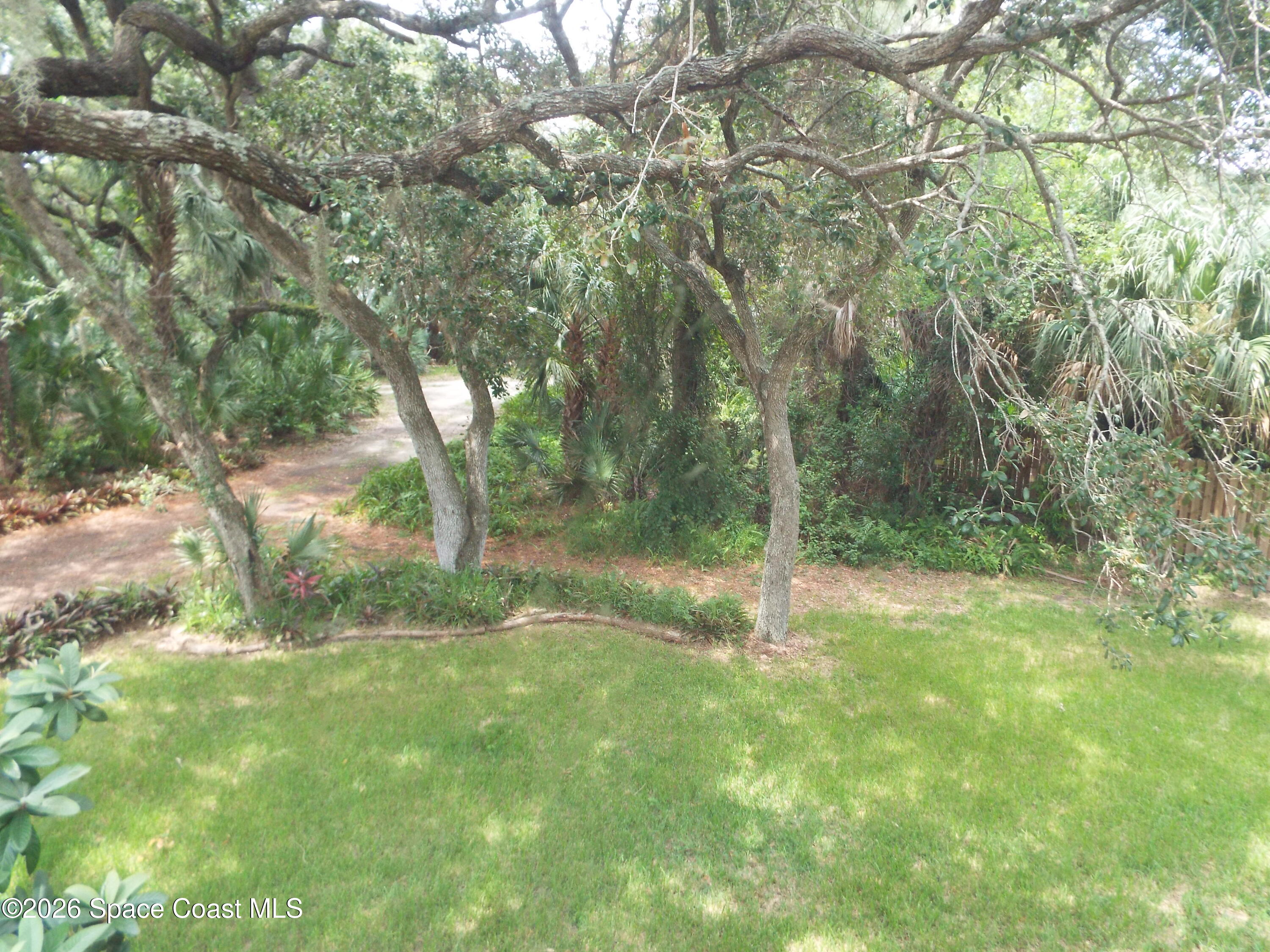 685 Carambola Drive Property Photo 8