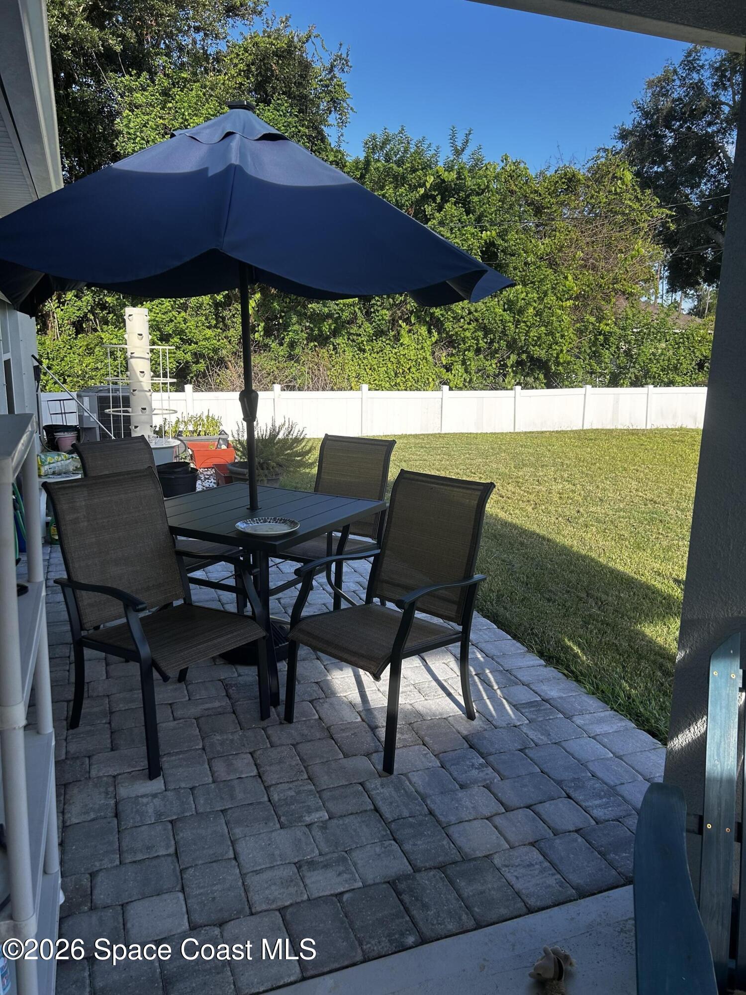 598 Brickell Street Se Property Photo 15