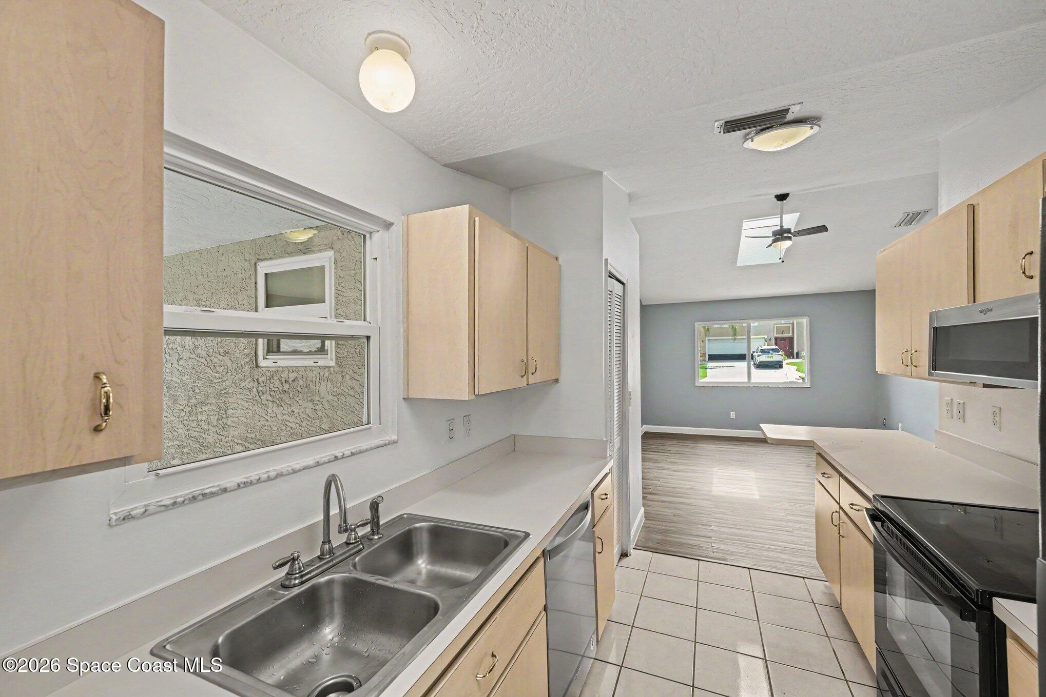 6000 Chapman Street Property Photo 6