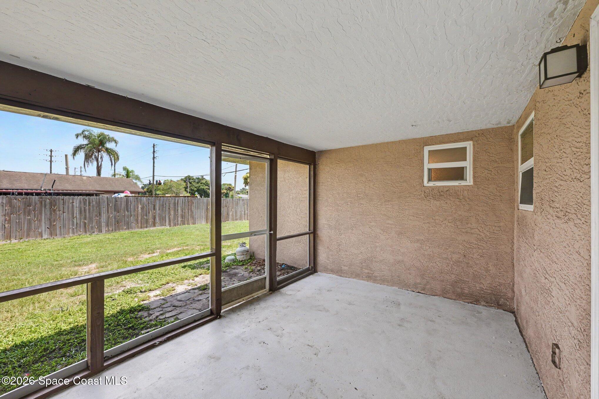 6000 Chapman Street Property Photo 17