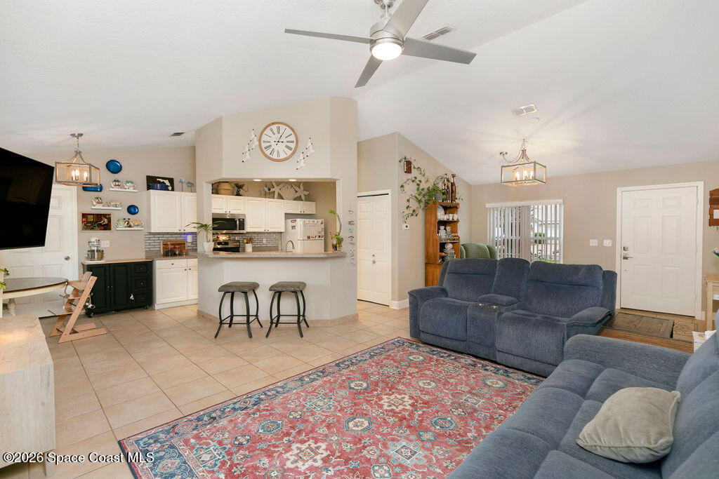 54 Pennsylvania Lane Property Photo 4