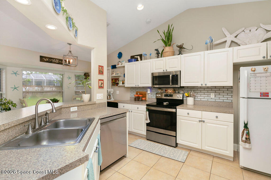 54 Pennsylvania Lane Property Photo 12