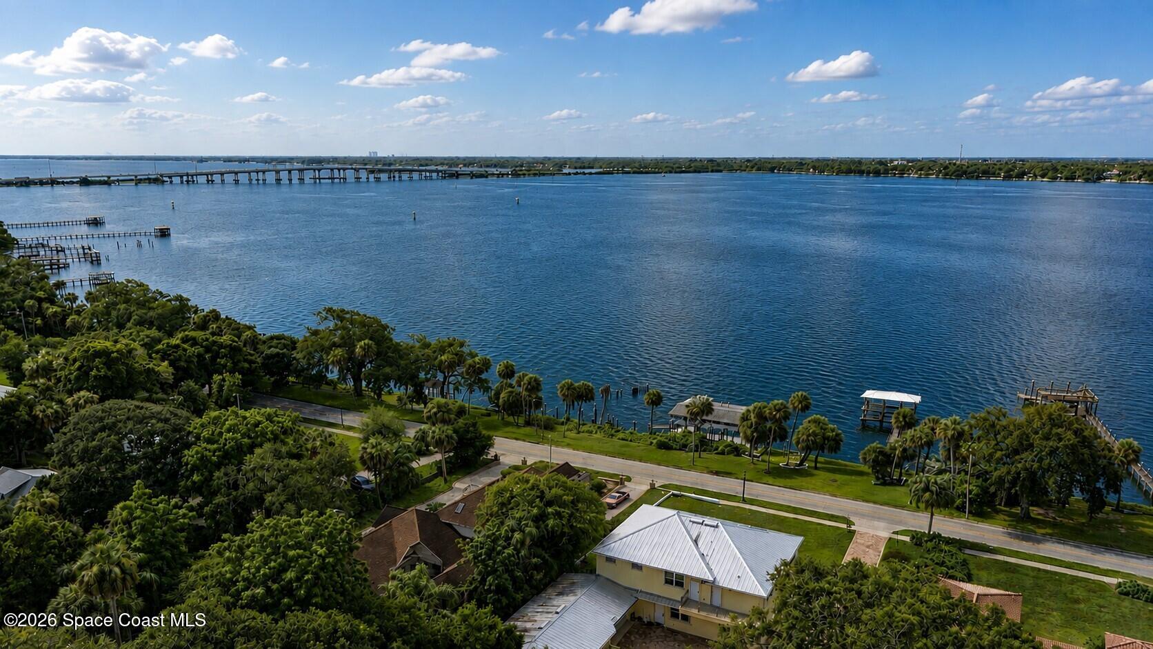 1613 N Indian River Drive Property Photo 8