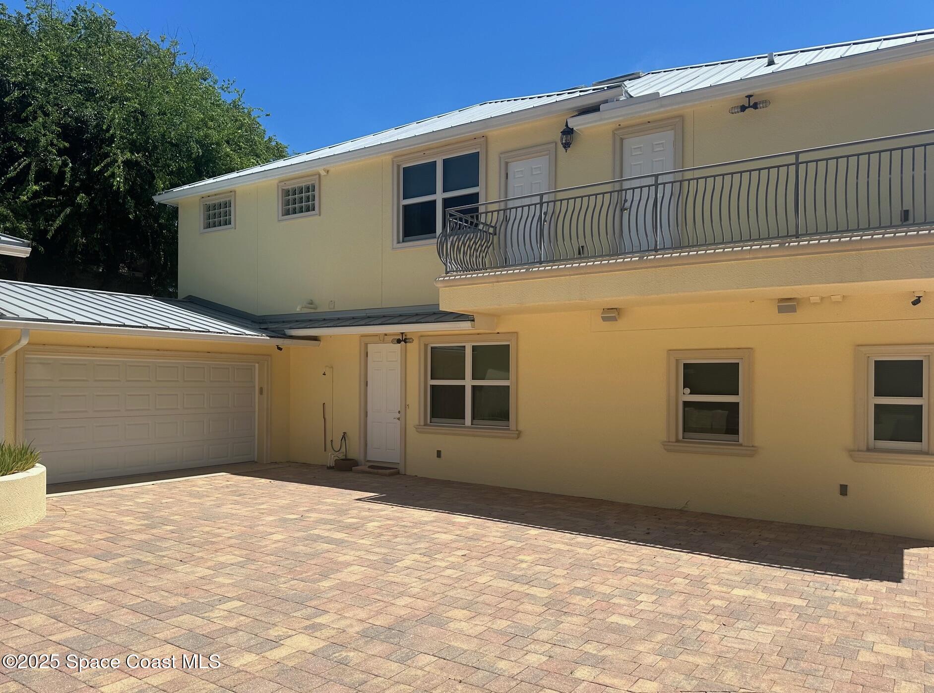 1613 N Indian River Drive Property Photo 13
