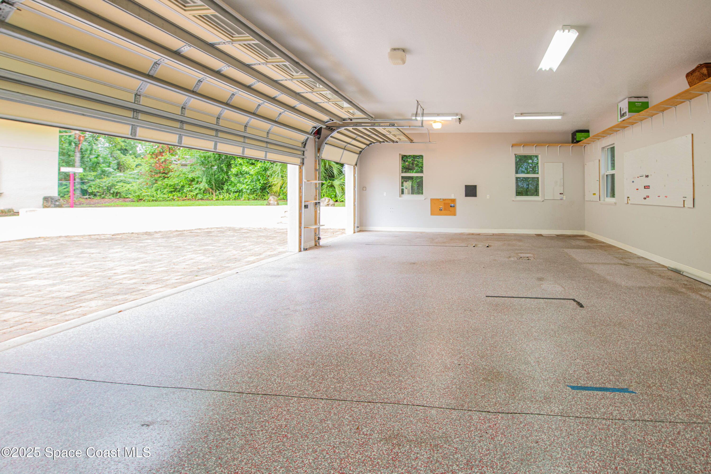1613 N Indian River Drive Property Photo 45