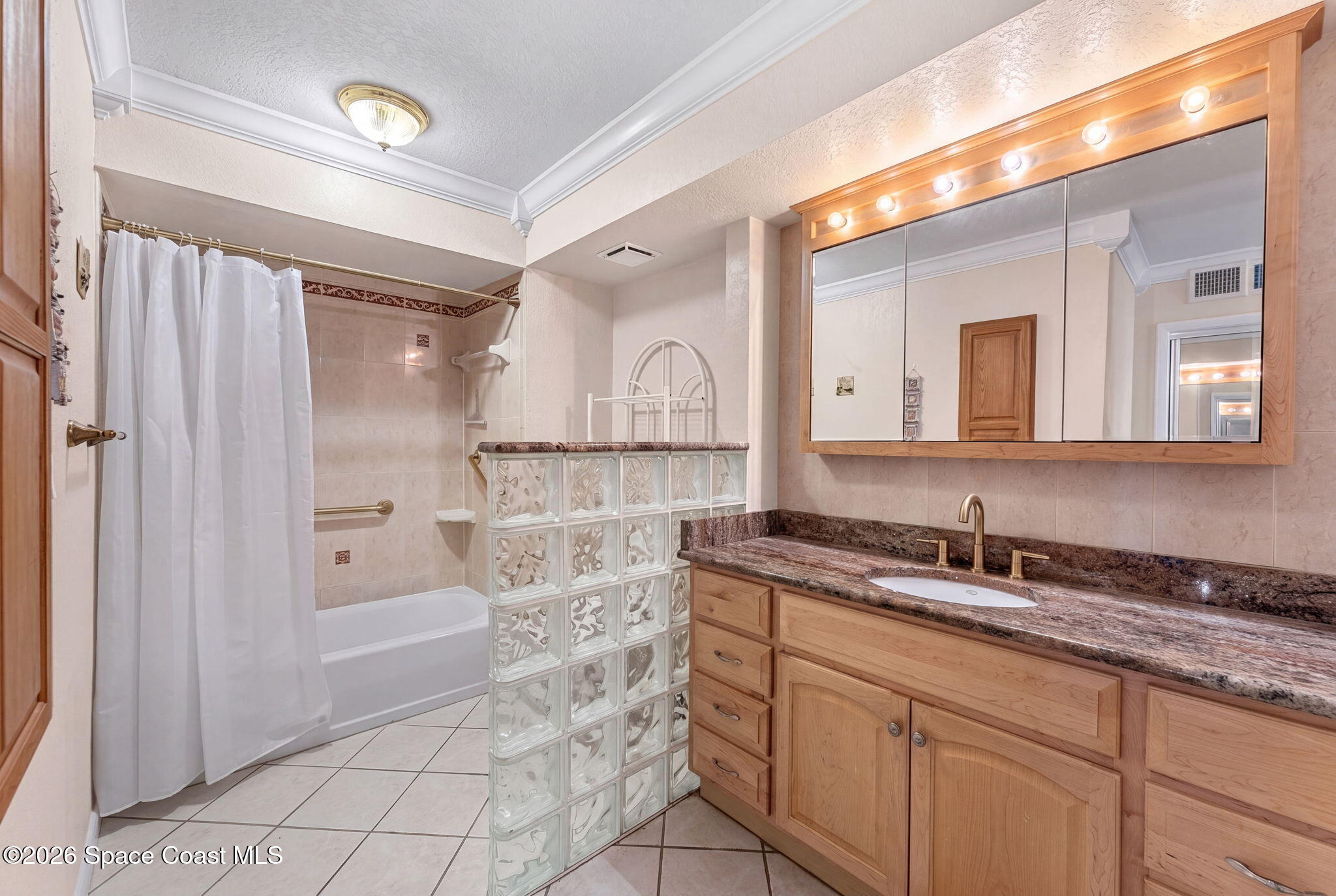 2160 N Highway A1a 304 Property Photo 12