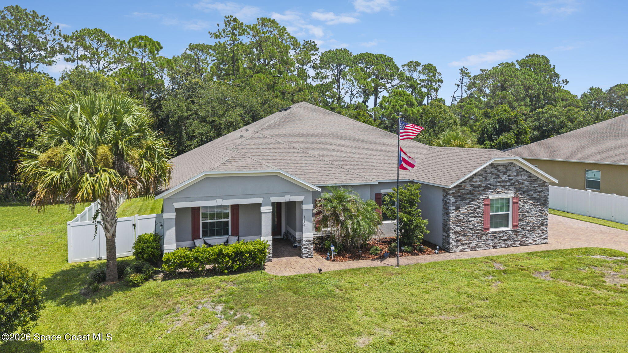 3650 Breezy Point Lane Property Photo 2