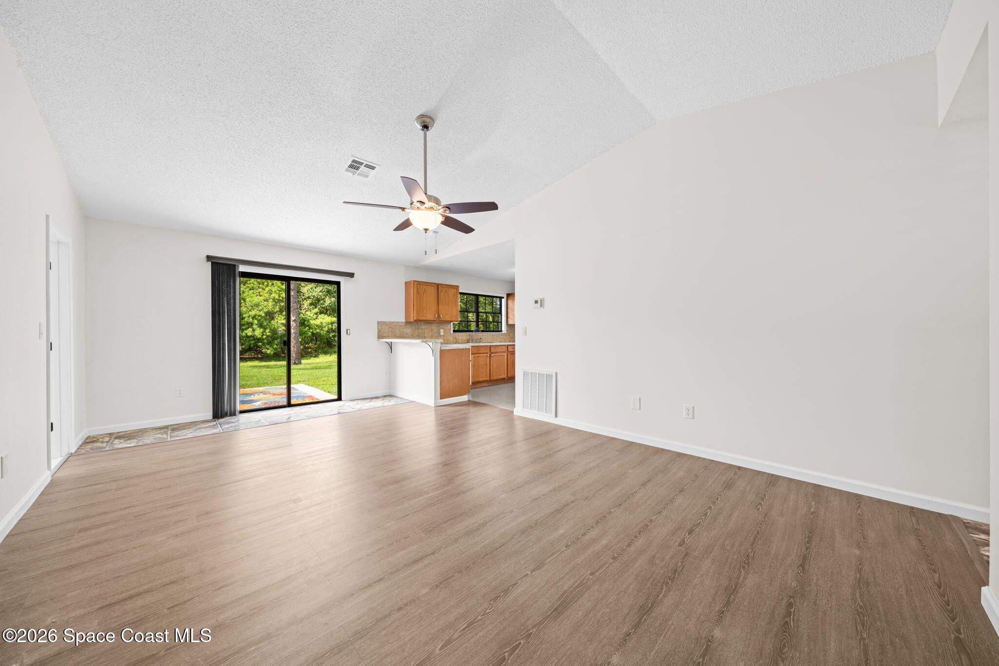 1230 Alcazar Street Se Property Photo 8