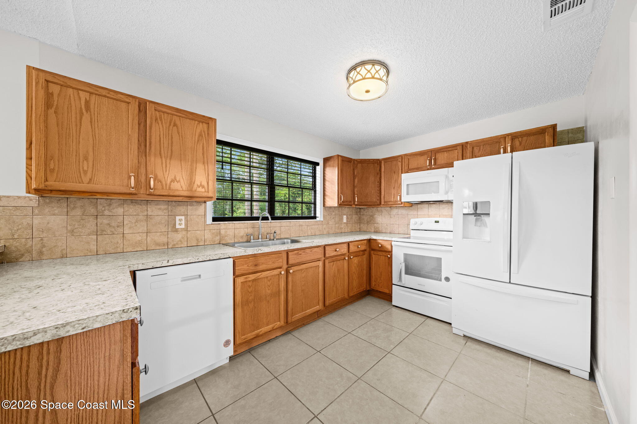 1230 Alcazar Street Se Property Photo 10