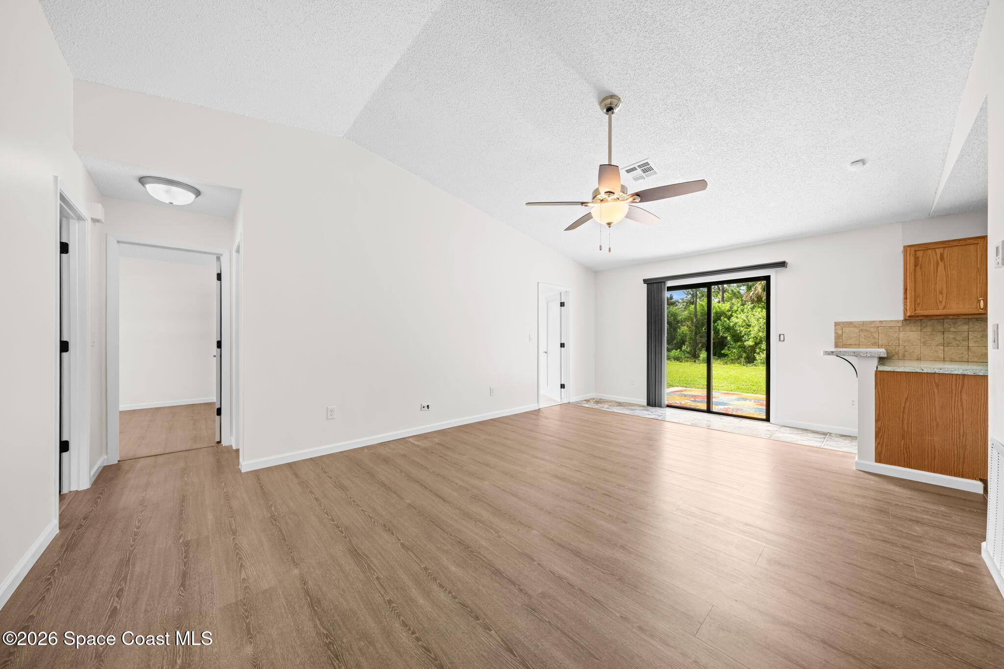 1230 Alcazar Street Se Property Photo 11