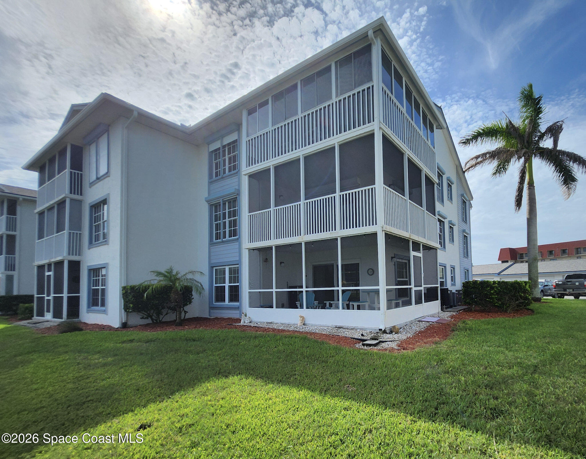 640 S Brevard Avenue 1211 Property Photo 2
