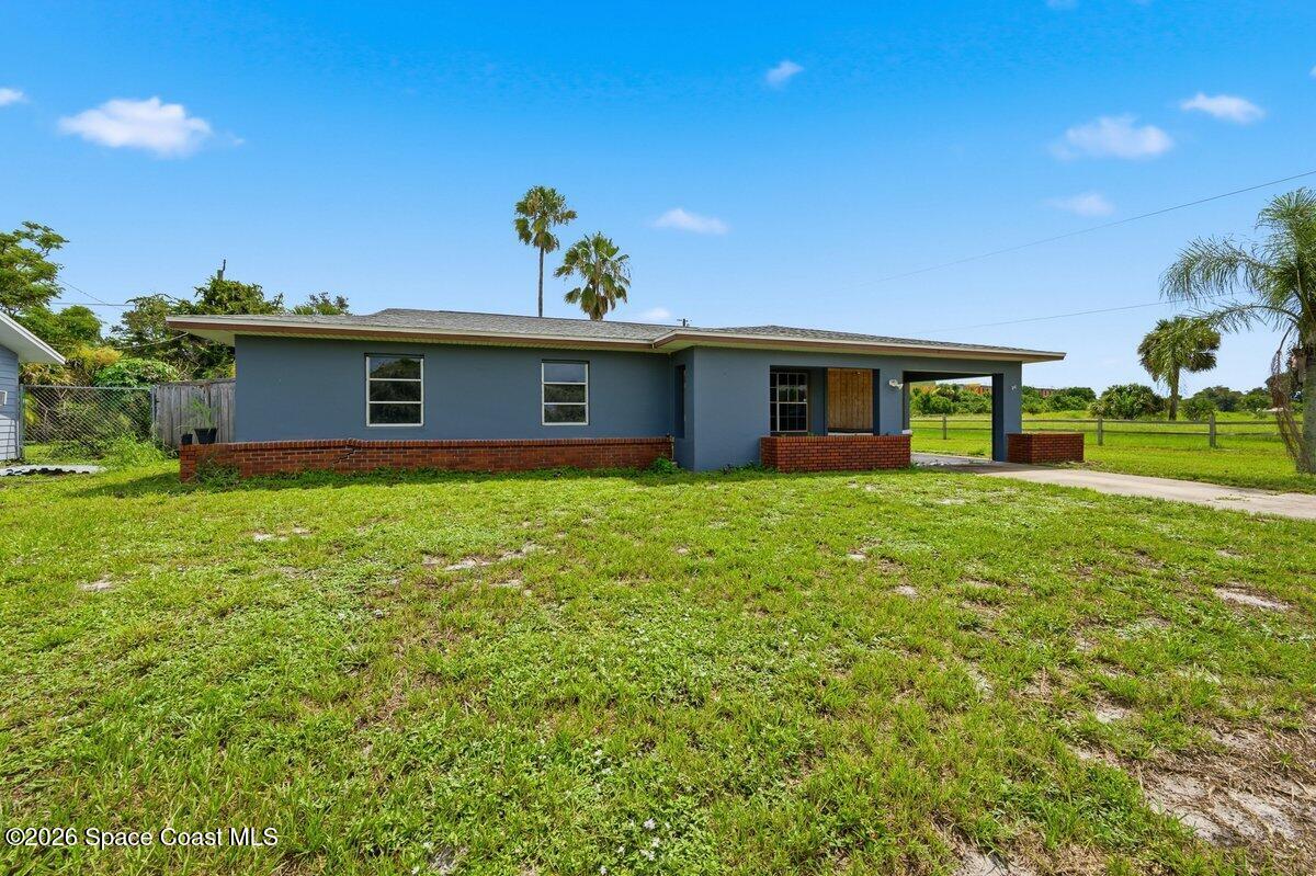 915 Burn Drive Ne Property Photo 2