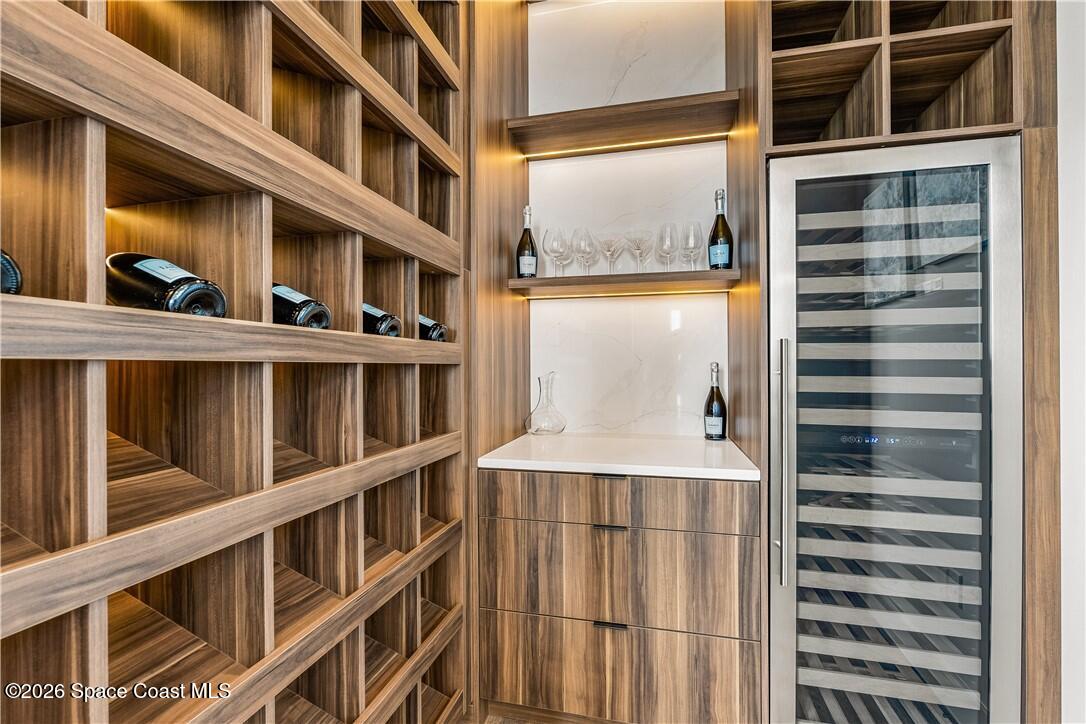 4842 S Harbor Drive Property Photo 5