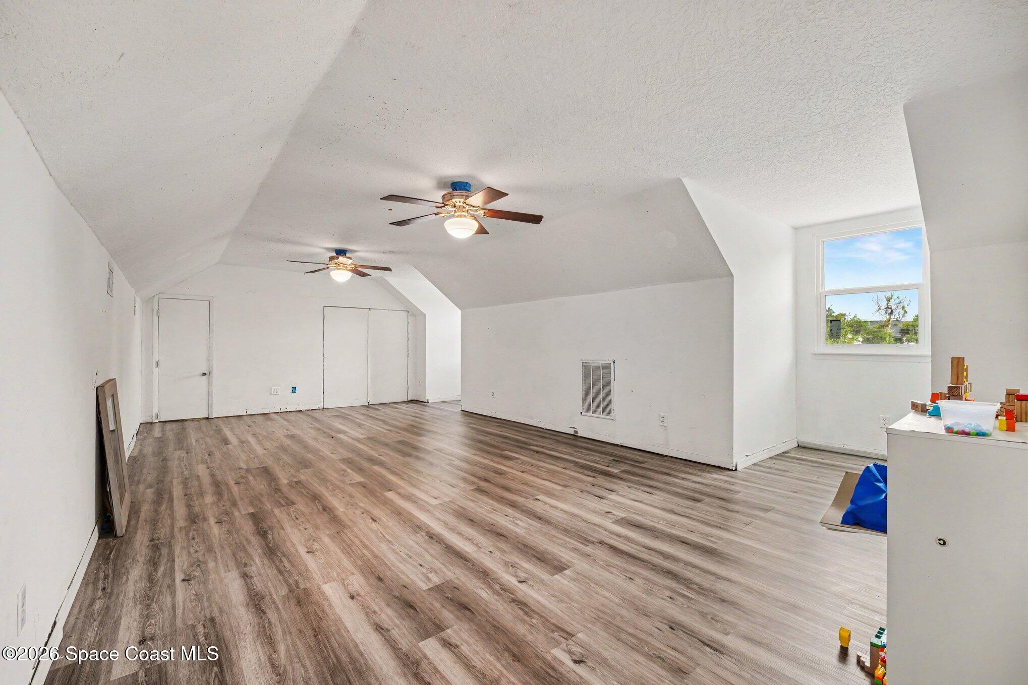 5710 Barna Avenue Property Photo 12
