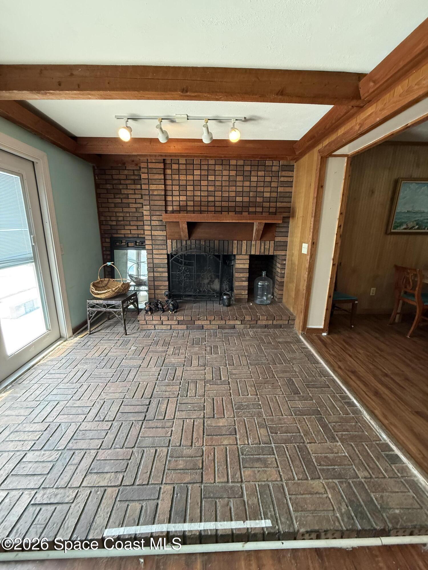 4810 Cocoanut Drive Property Photo 7