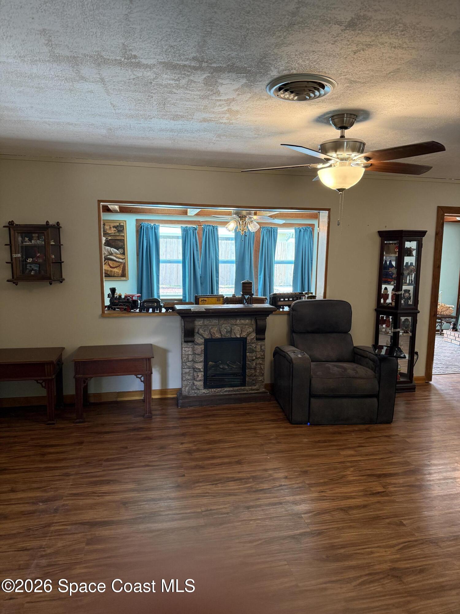 4810 Cocoanut Drive Property Photo 8