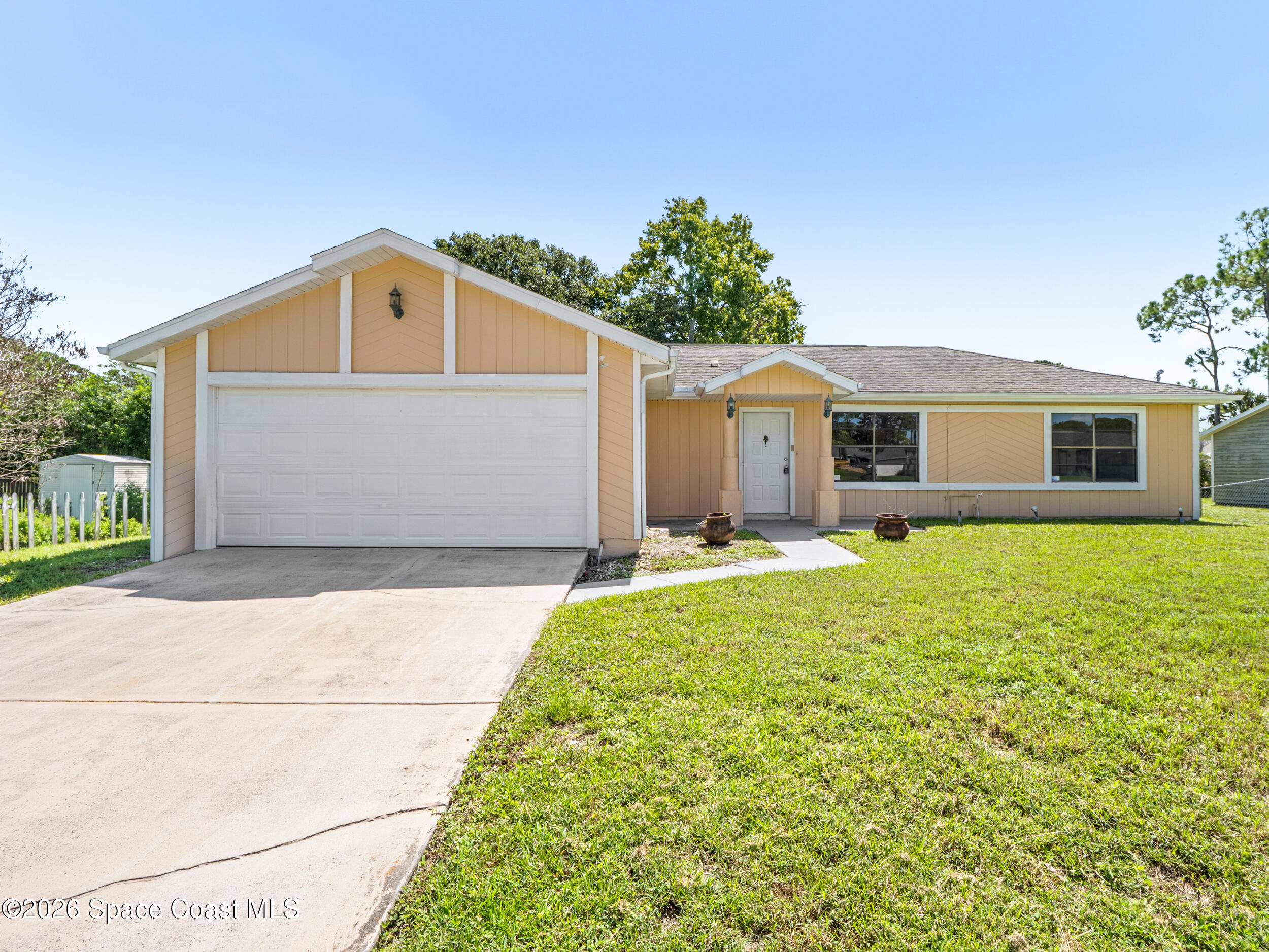 971 Gannet Avenue NW Property Photo 1