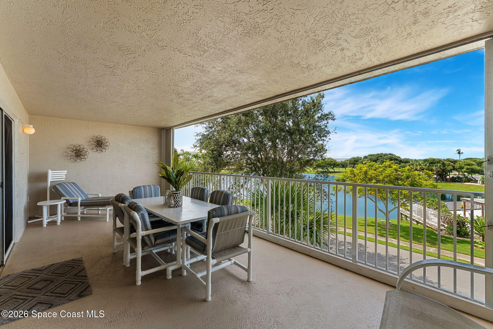 604 Shorewood Drive B302 Property Photo 43