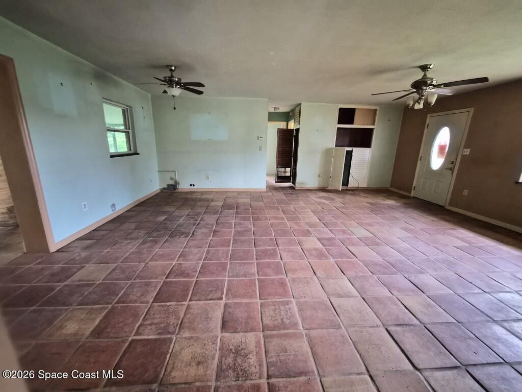 180 Lee Road Property Photo 4