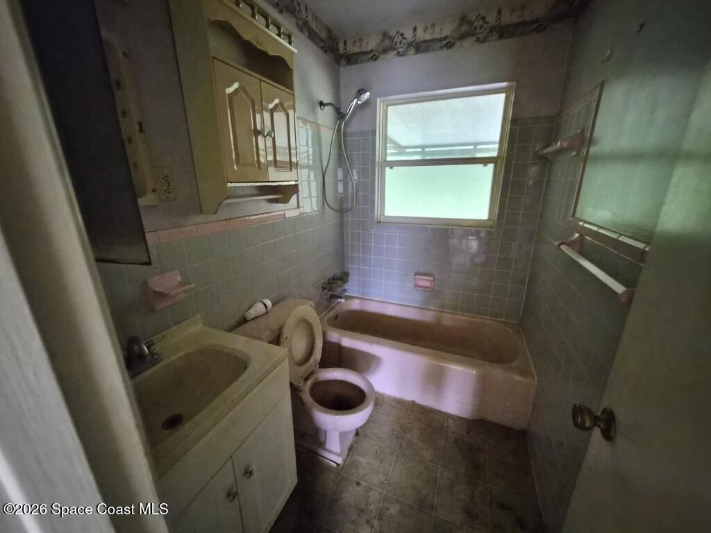 180 Lee Road Property Photo 14