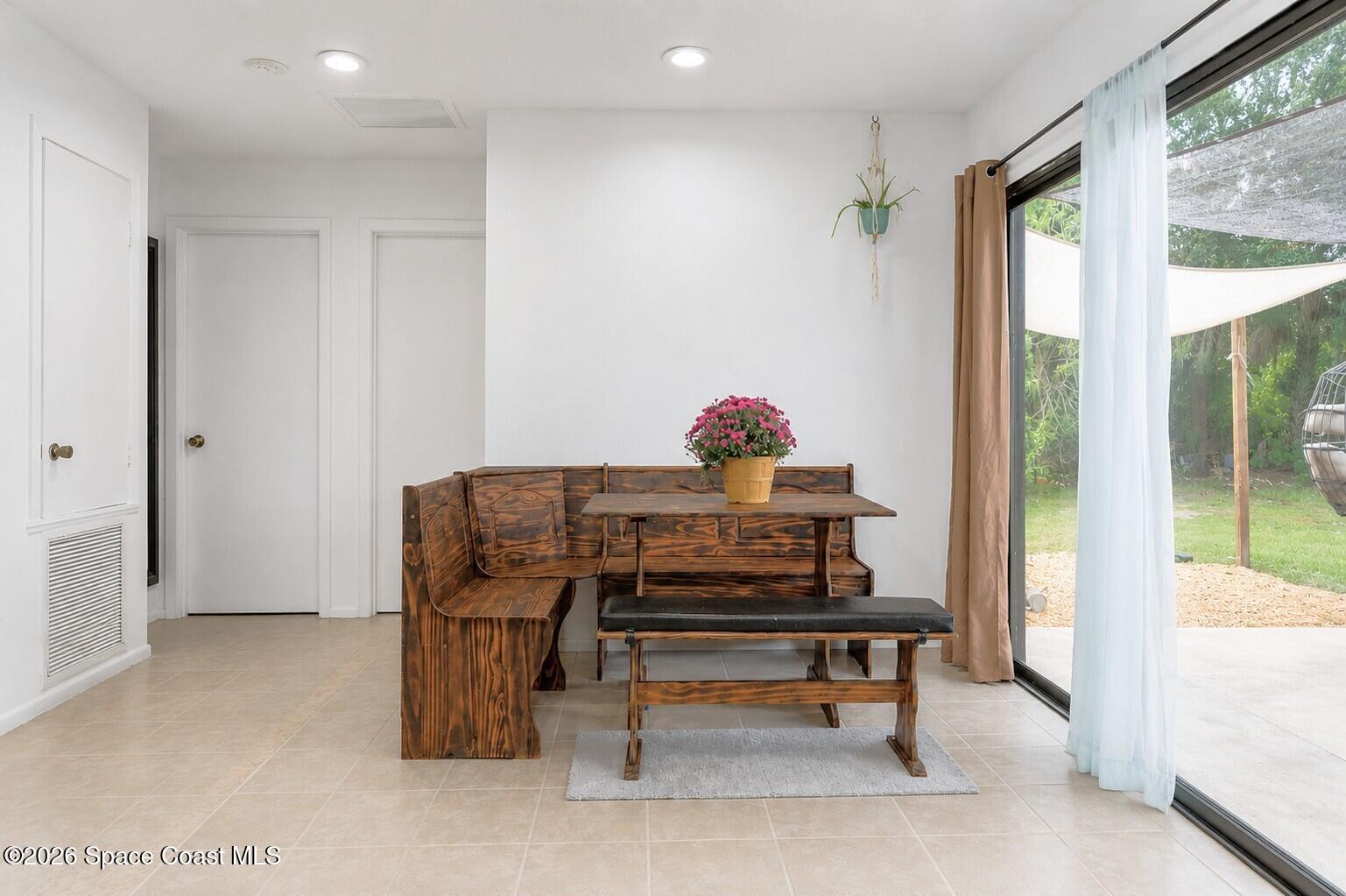 970 Culpepper Avenue Se Property Photo 6