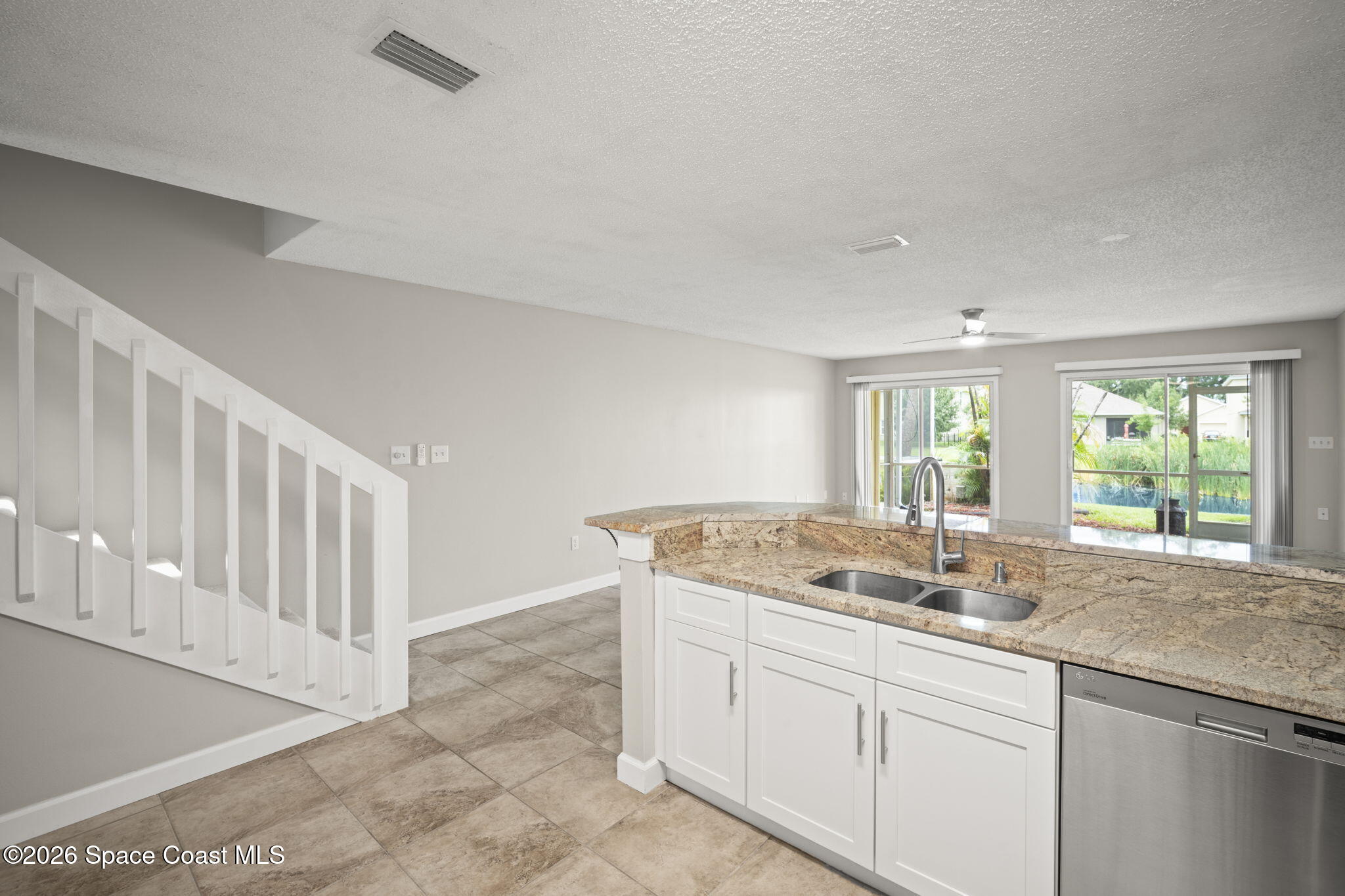 2990 S Fiske Boulevard B5 Property Photo 16