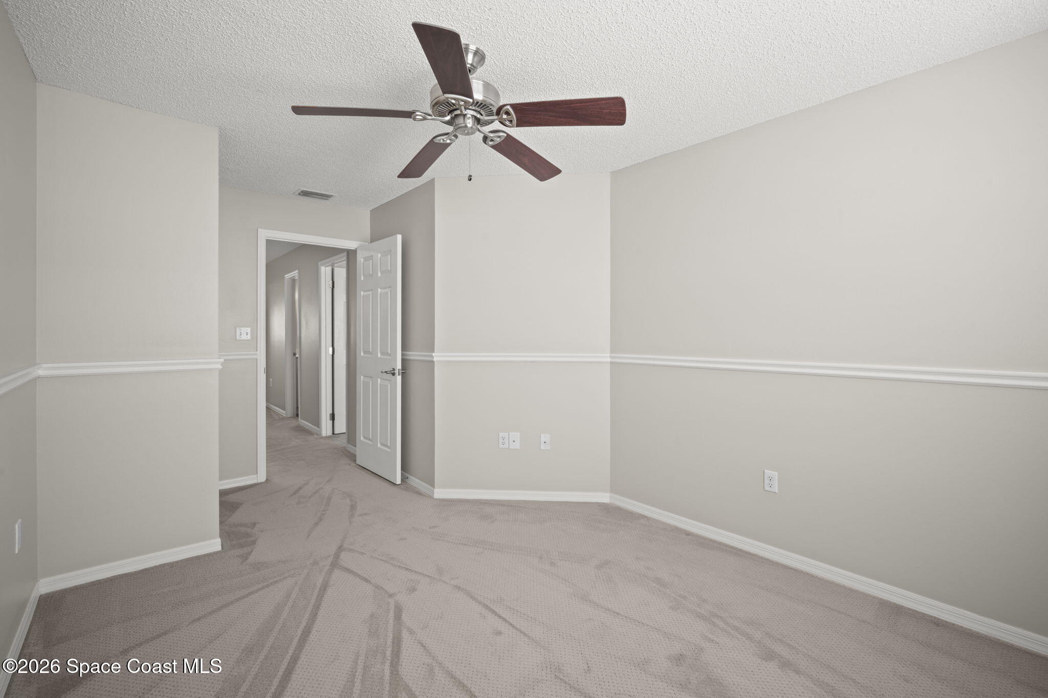 2990 S Fiske Boulevard B5 Property Photo 25