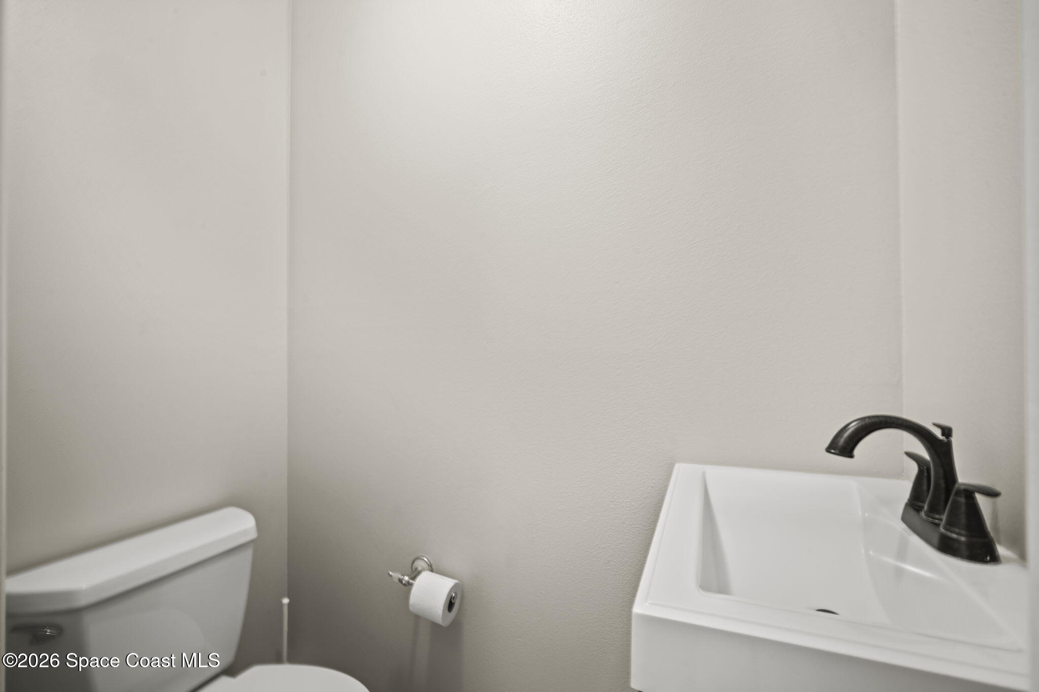 2990 S Fiske Boulevard B5 Property Photo 32