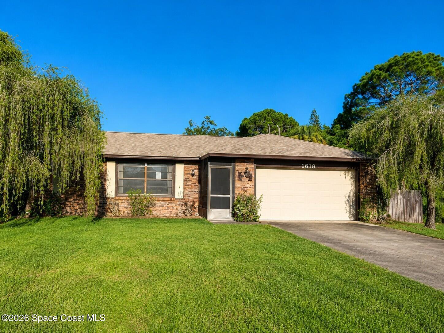 1618 Nw Givens Court Nw Property Photo 1