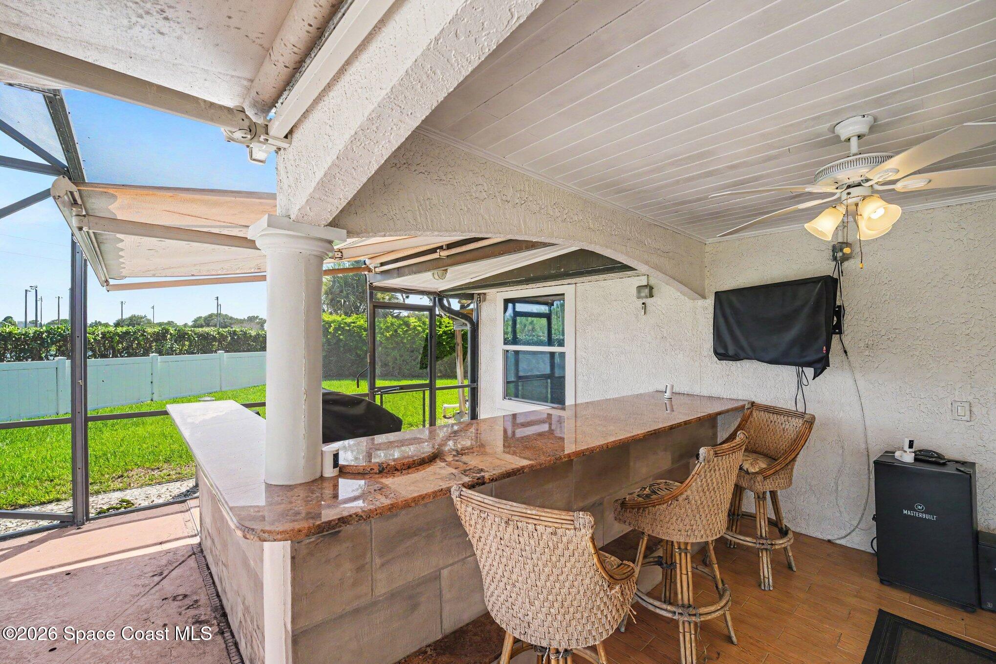 504 Lake Victoria Circle Property Photo 4