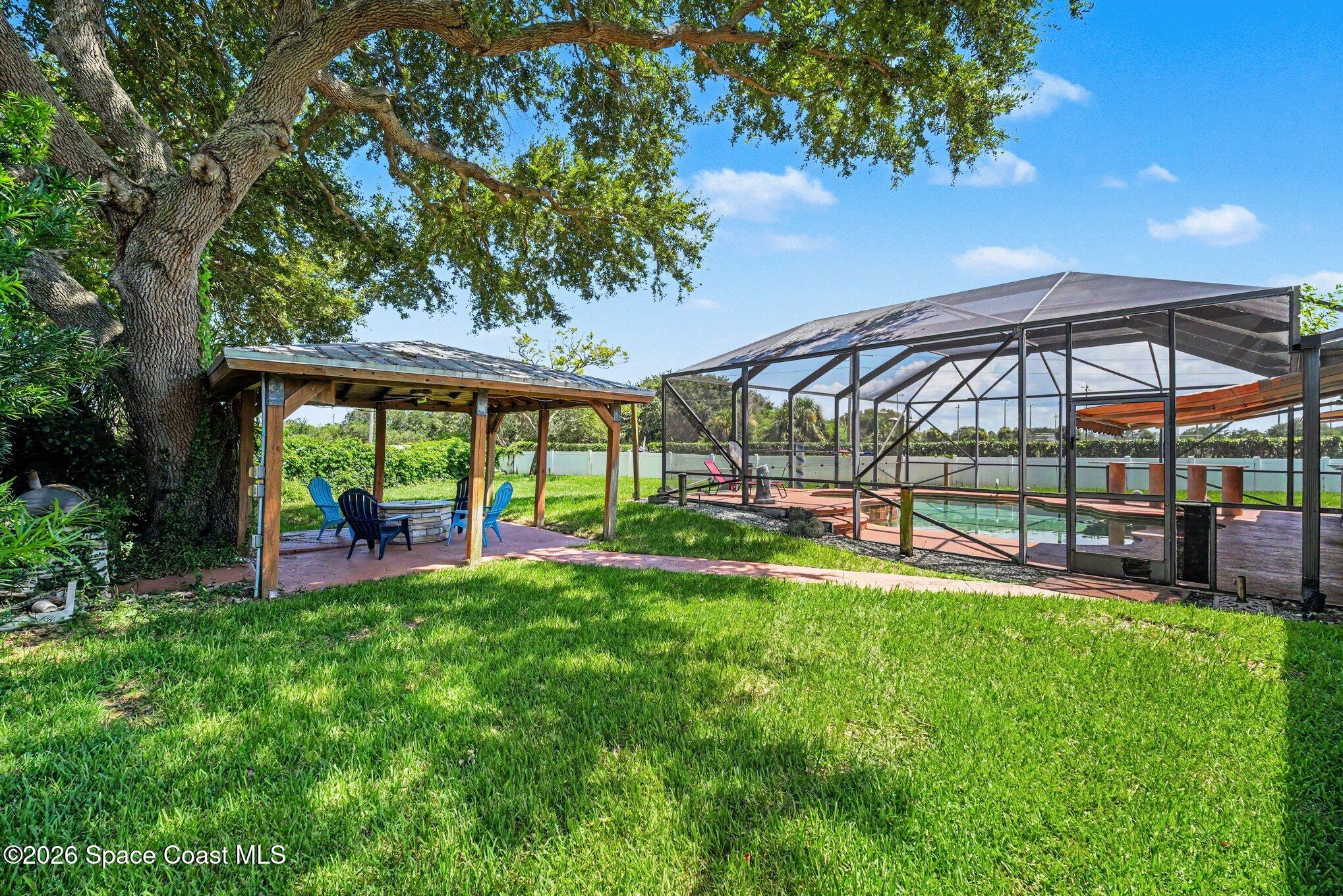 504 Lake Victoria Circle Property Photo 5