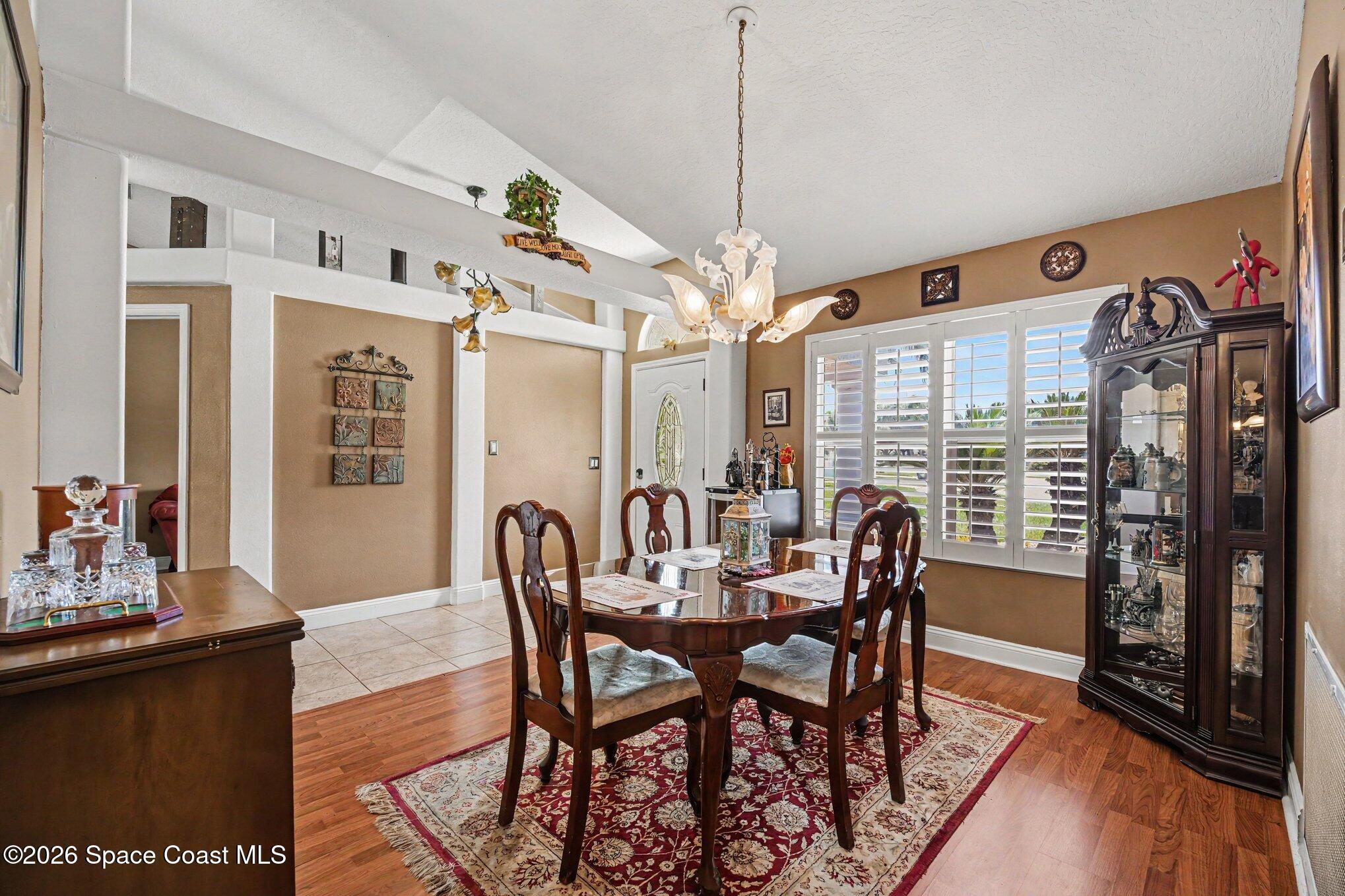 504 Lake Victoria Circle Property Photo 9