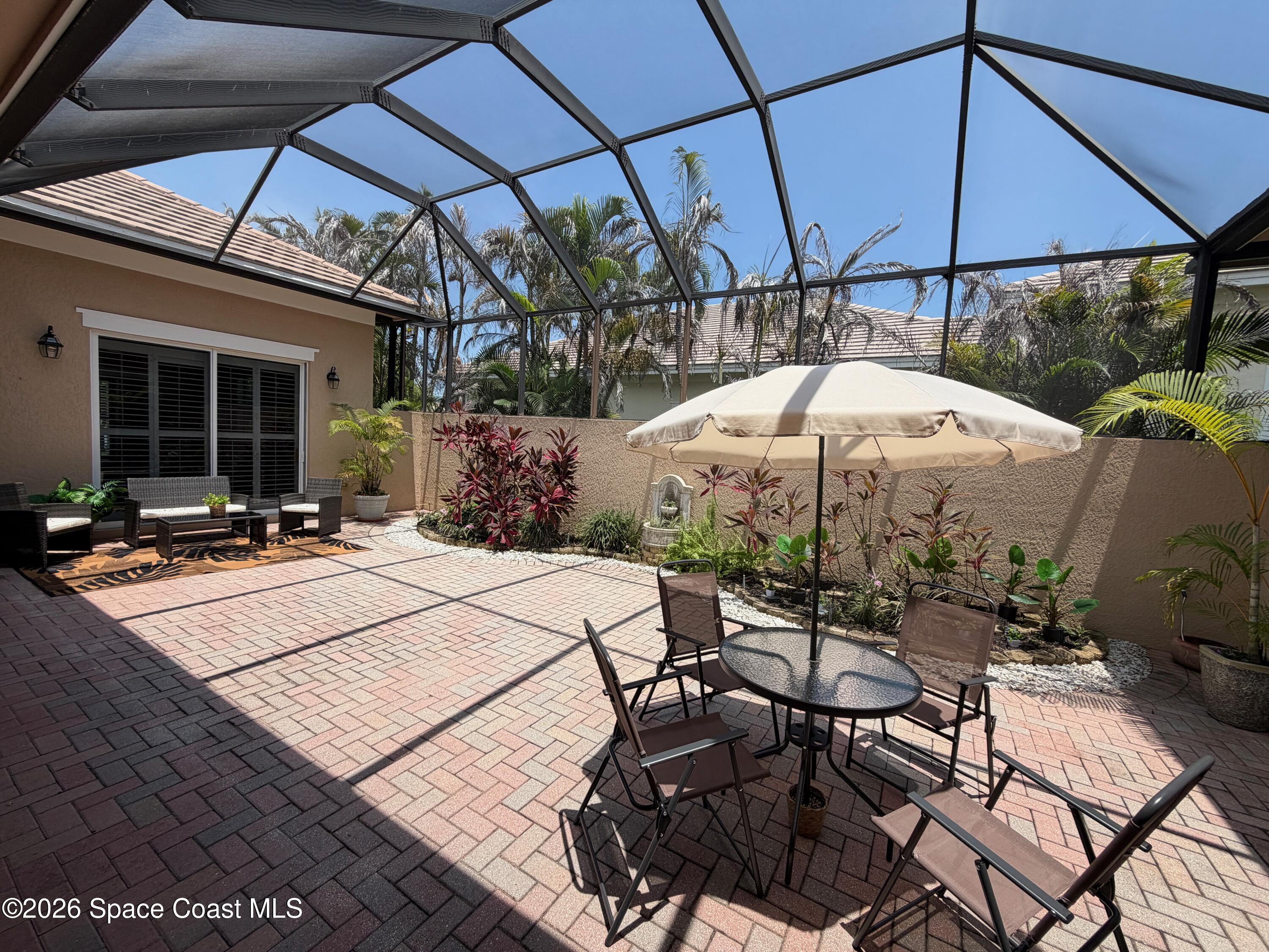 1208 River Wind Circle Property Photo 2