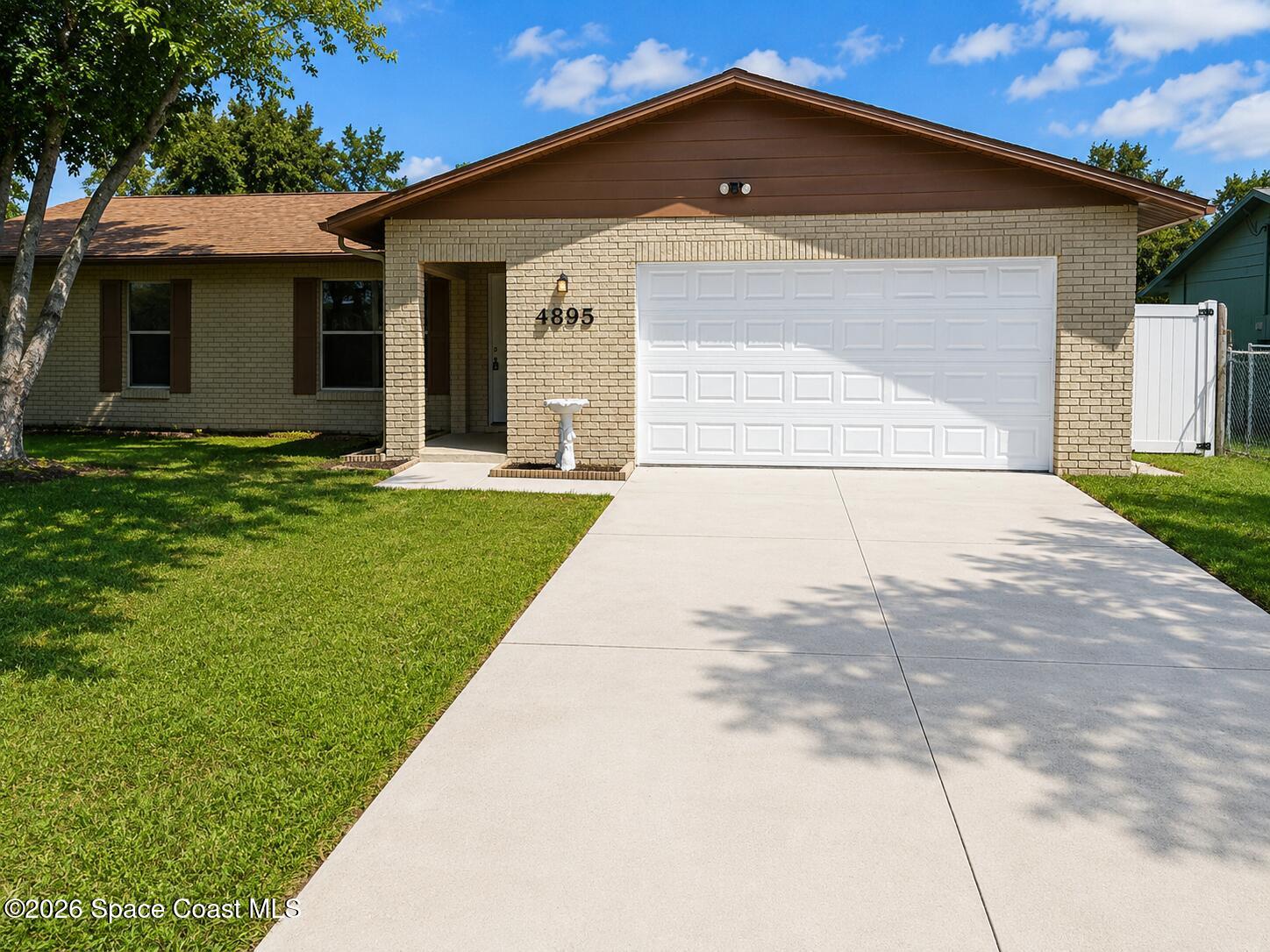 4895 Cocoanut Drive Property Photo 1