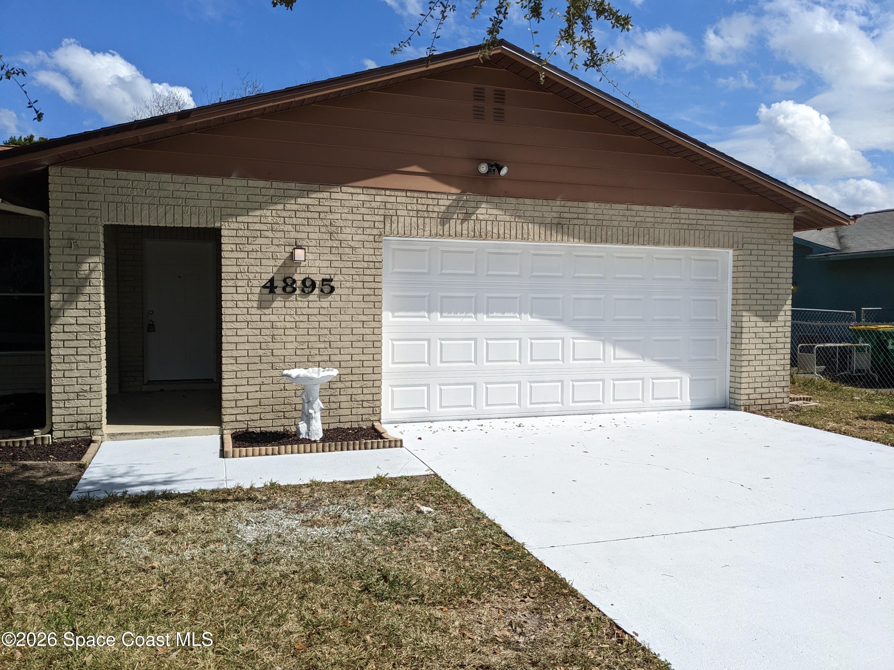 4895 Cocoanut Drive Property Photo 2