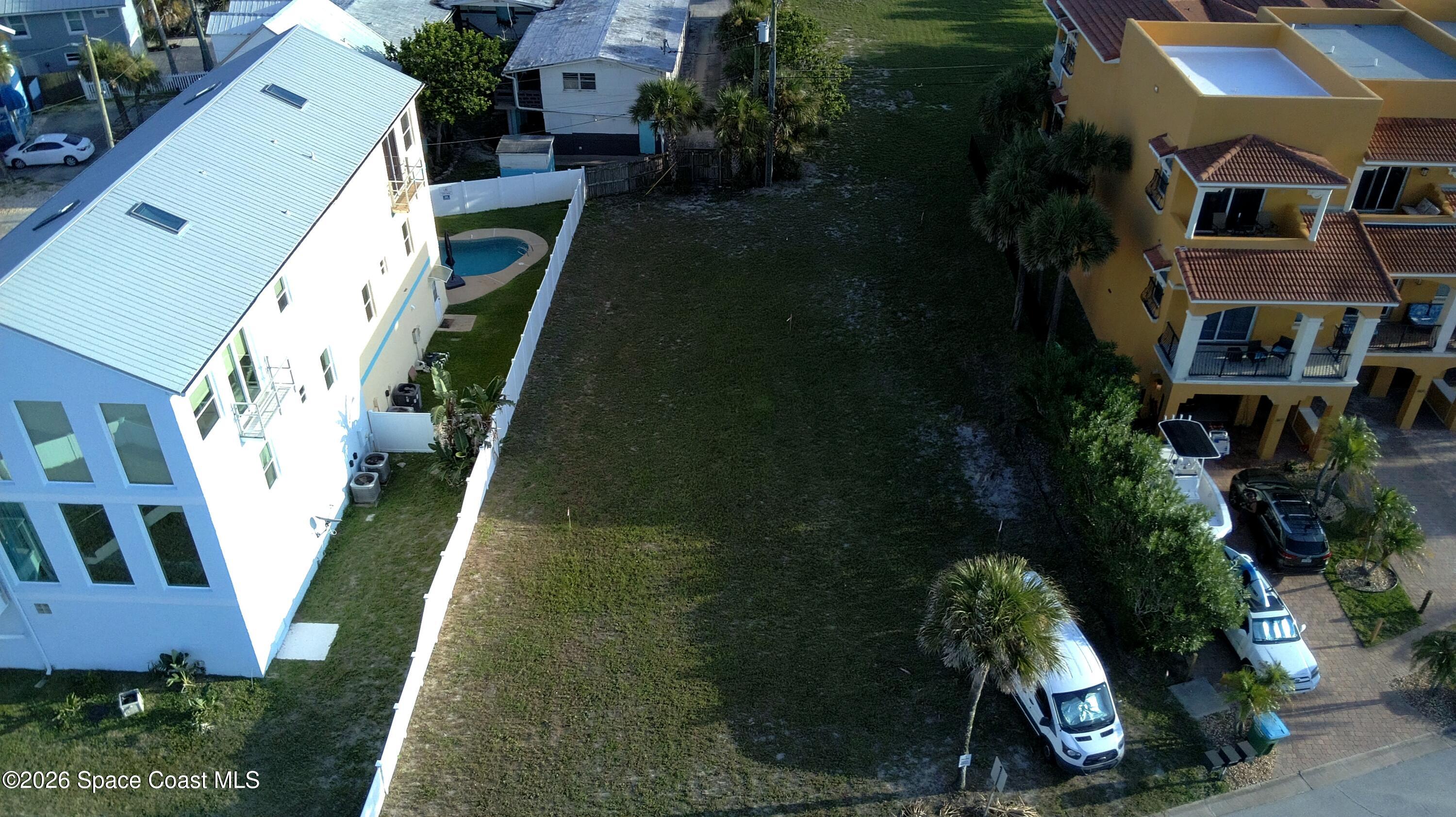 611 Washington Avenue Property Photo 4