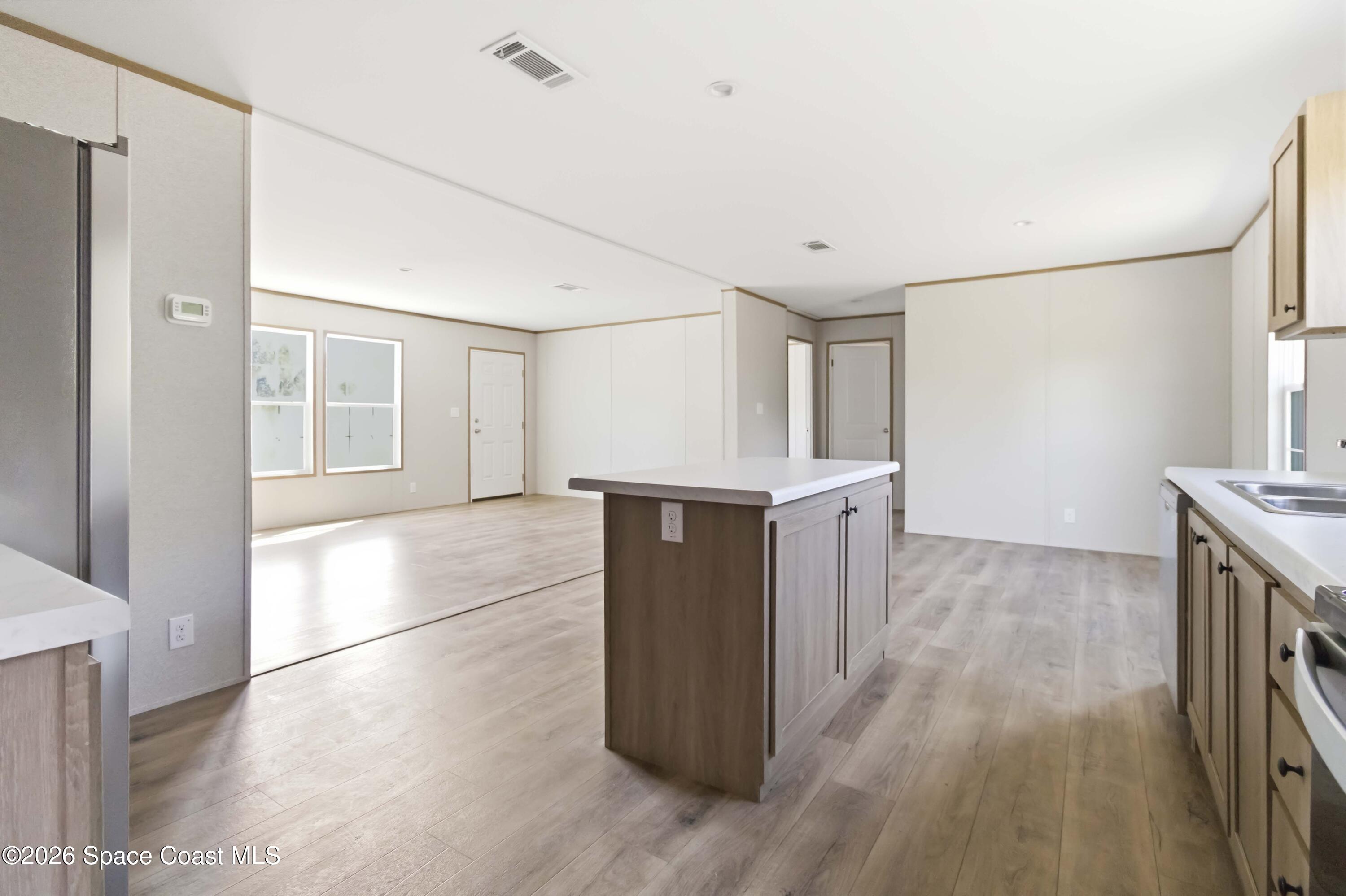 6989 Dahlia Drive Property Photo 12