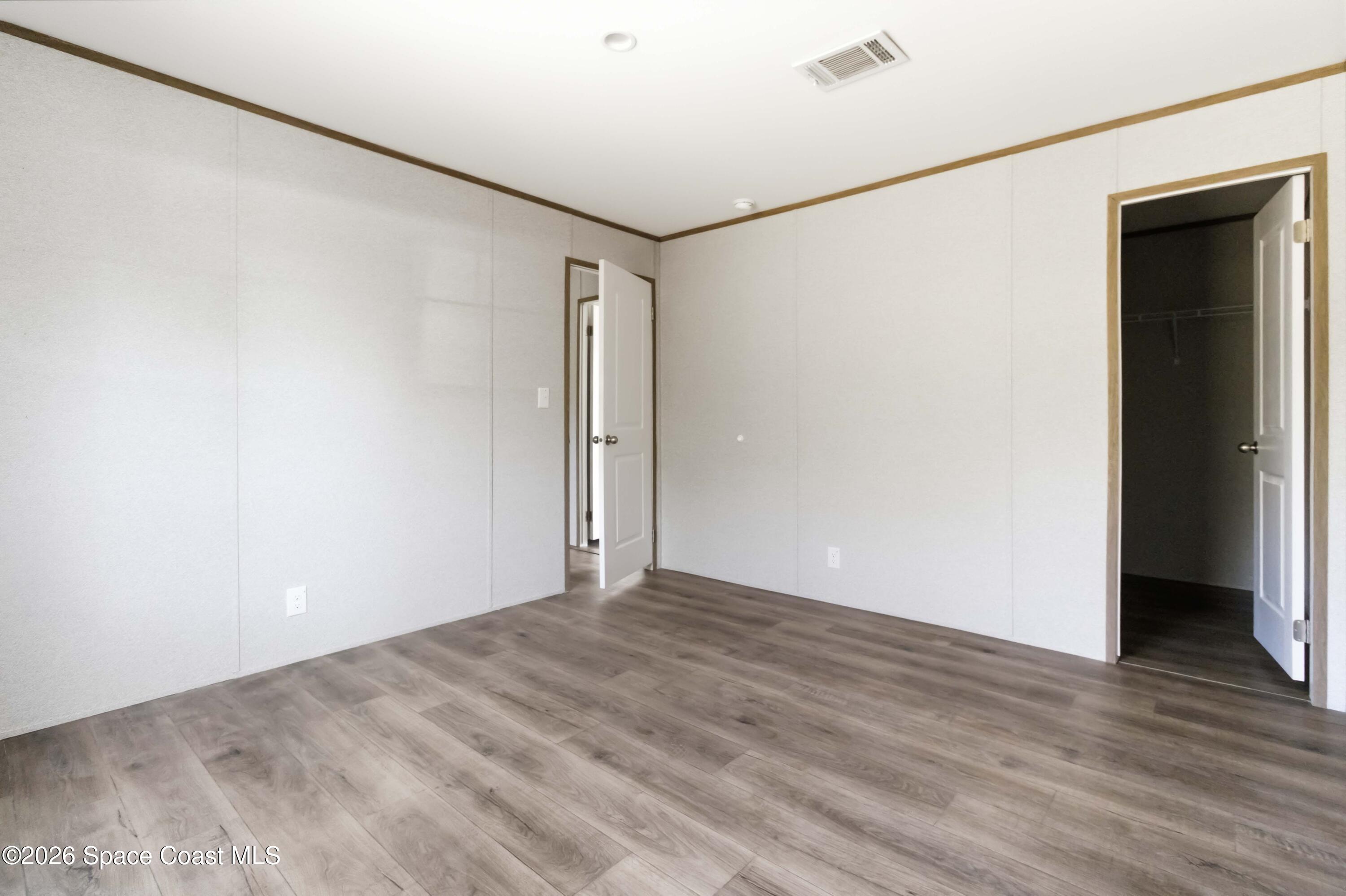 6989 Dahlia Drive Property Photo 22